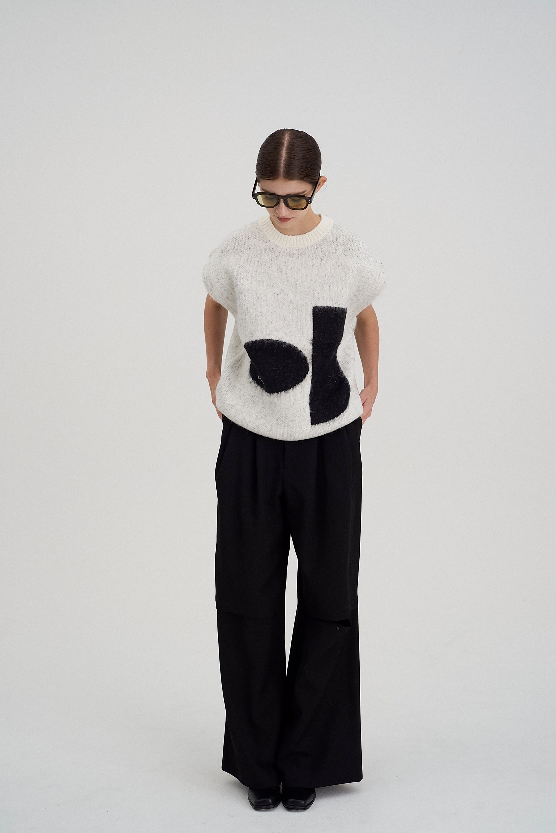 Bourse modern graphic vest