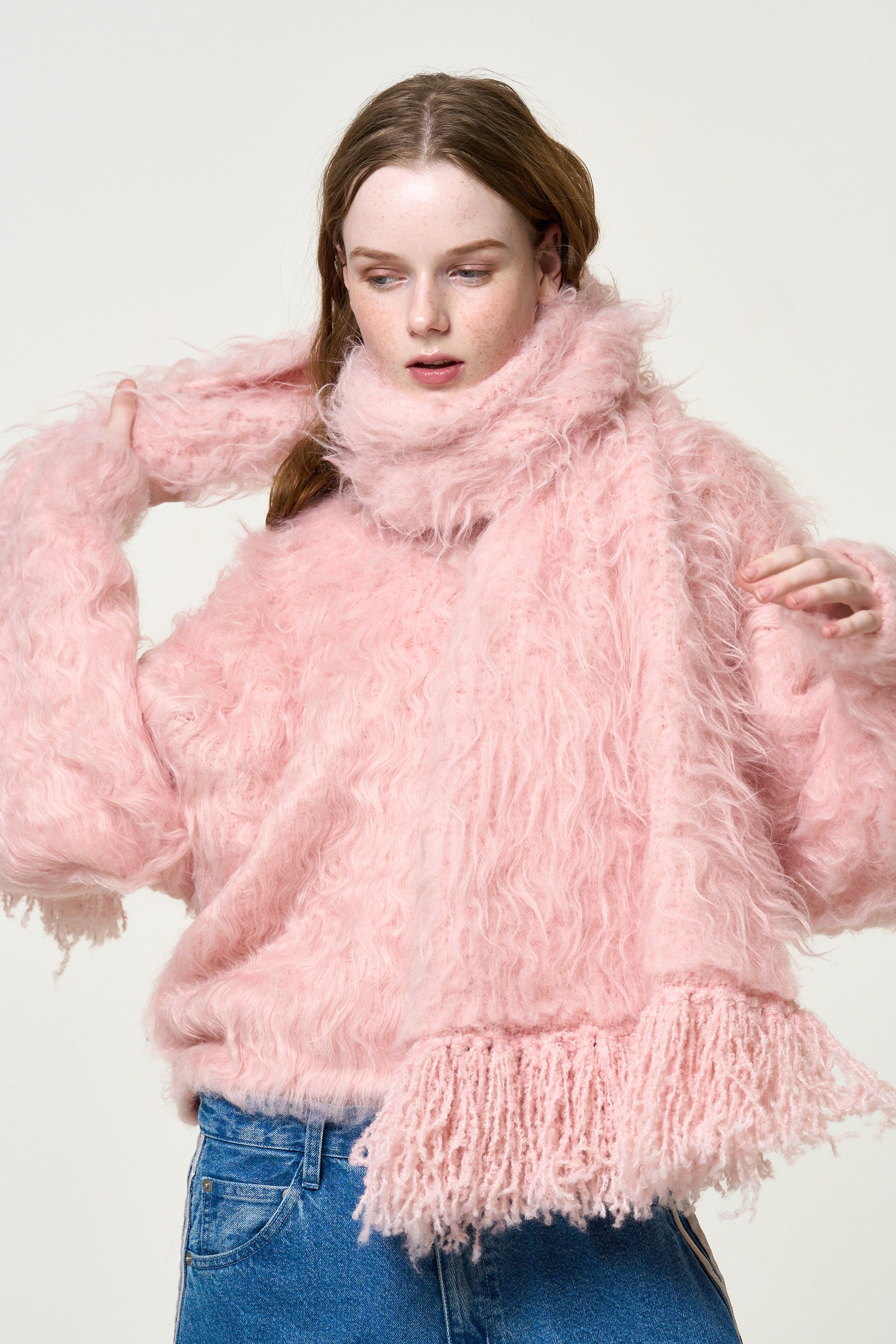 Pigalle shaggy Vneck knit – THE TOÉ