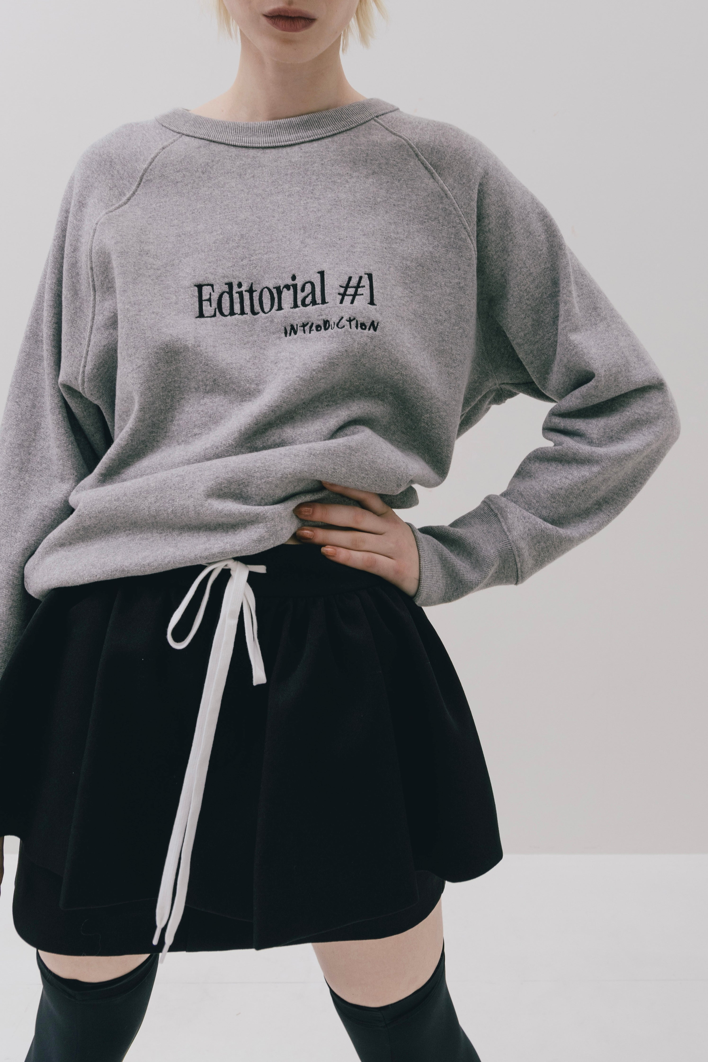 Rent editorial sweatshirt