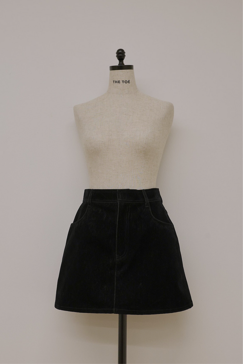 Rosenthaler Skirt
