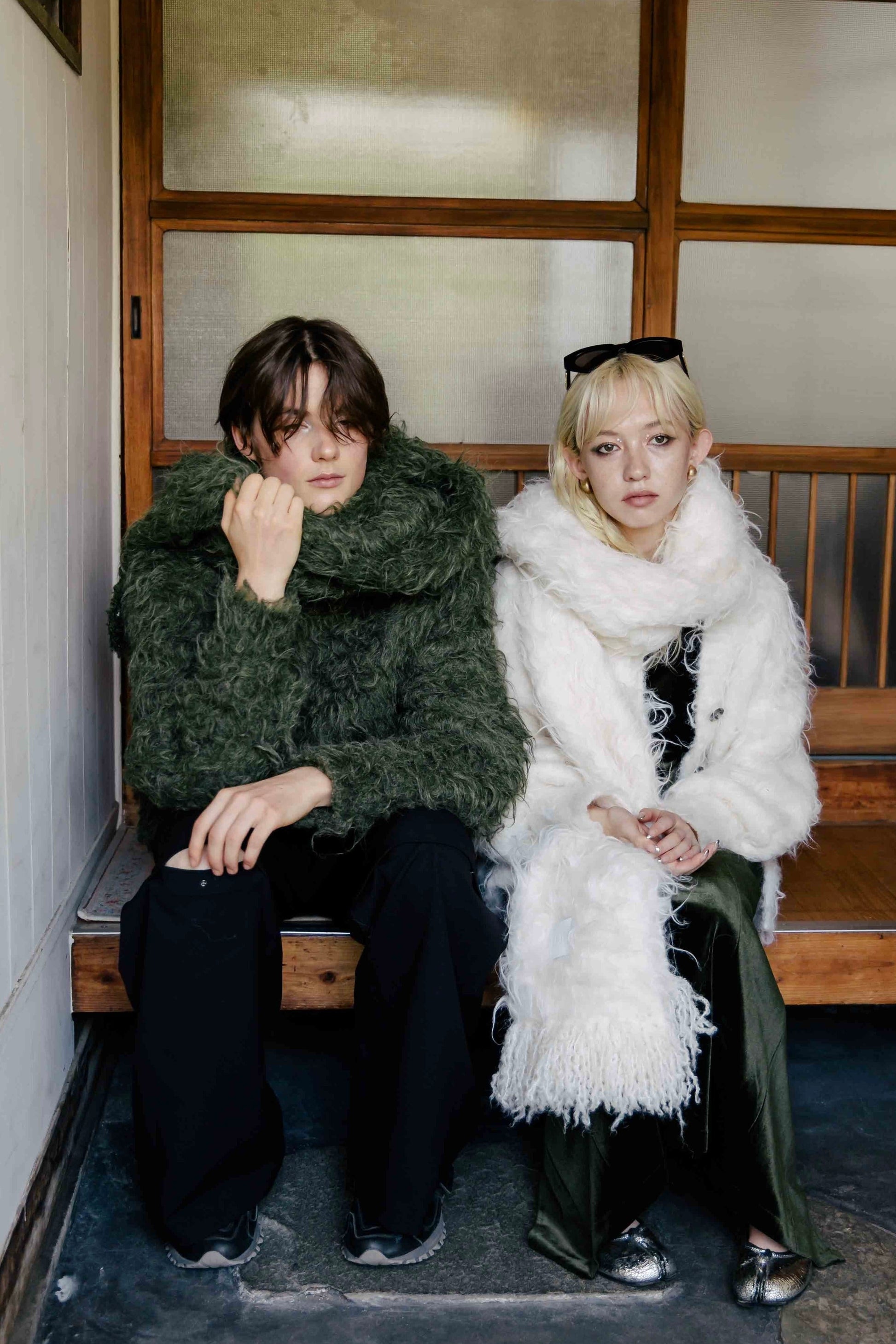 Pigalle shaggy muffler