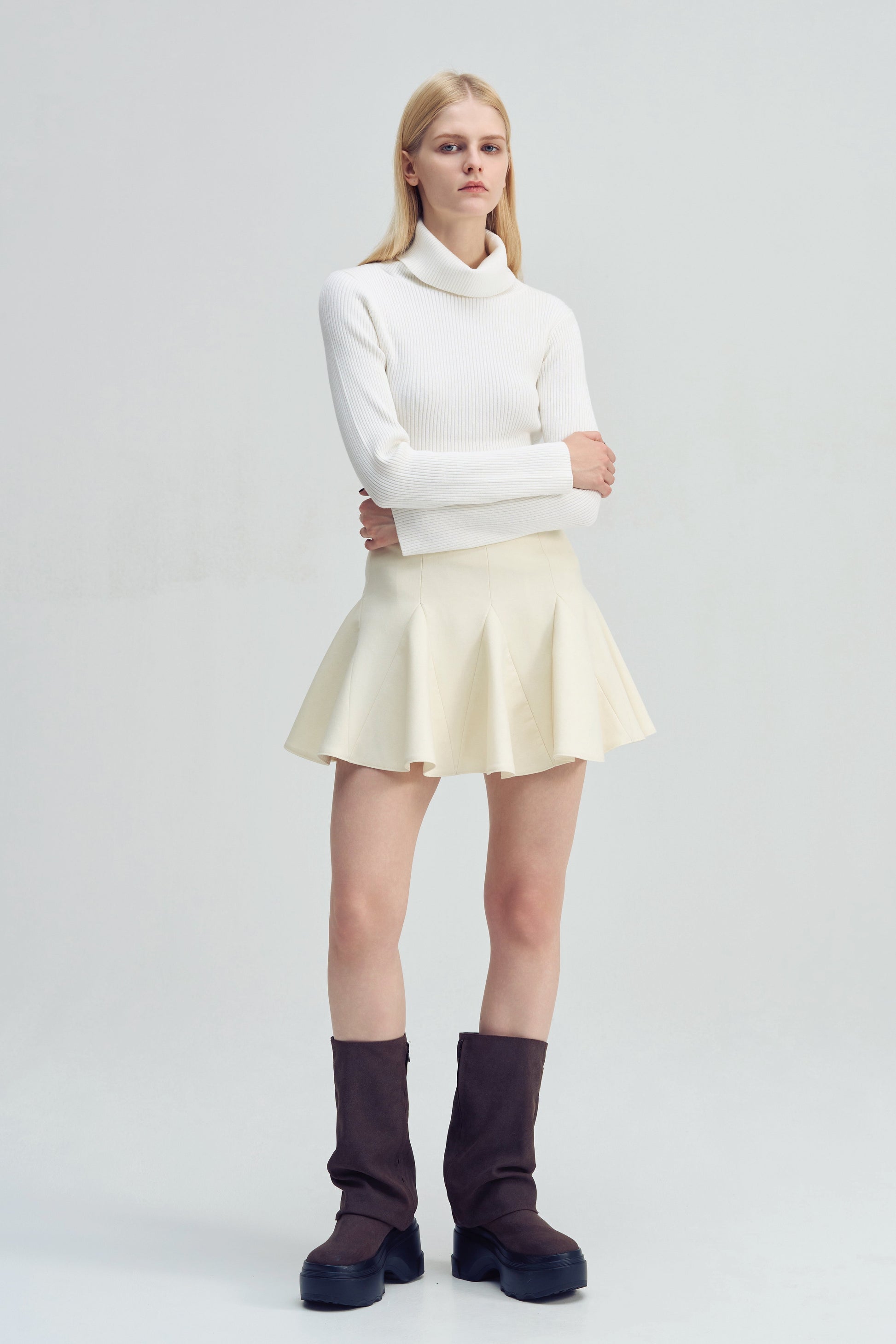 Reeperbahn Turtle Neck Knit