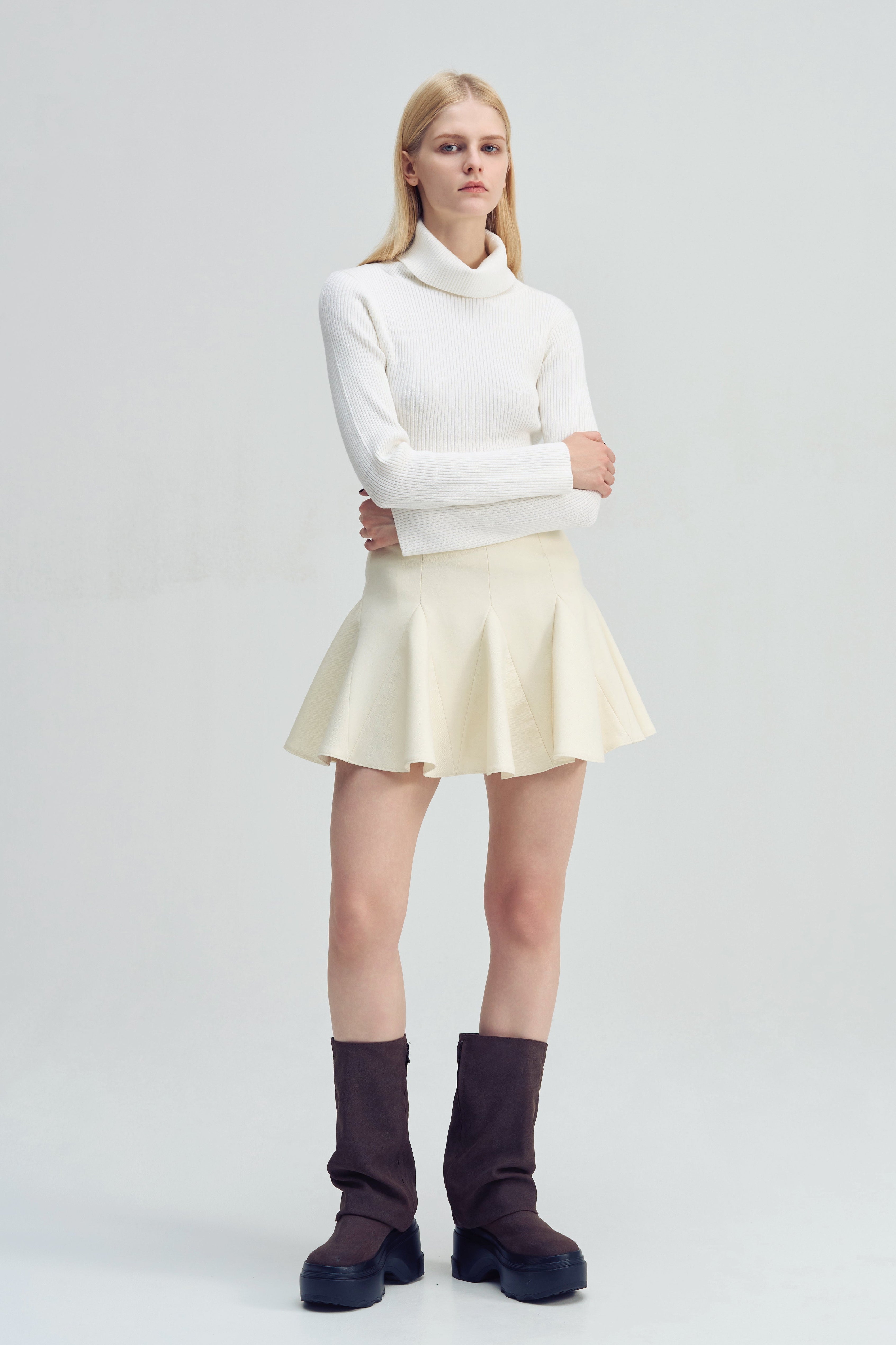 Reeperbahn Turtle Neck Knit