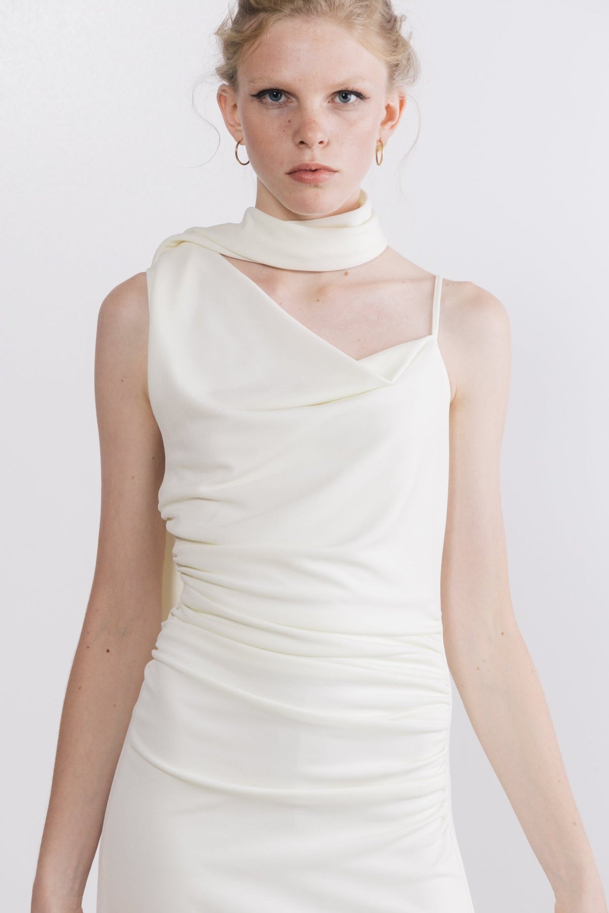 Linge Asymmetry Dress