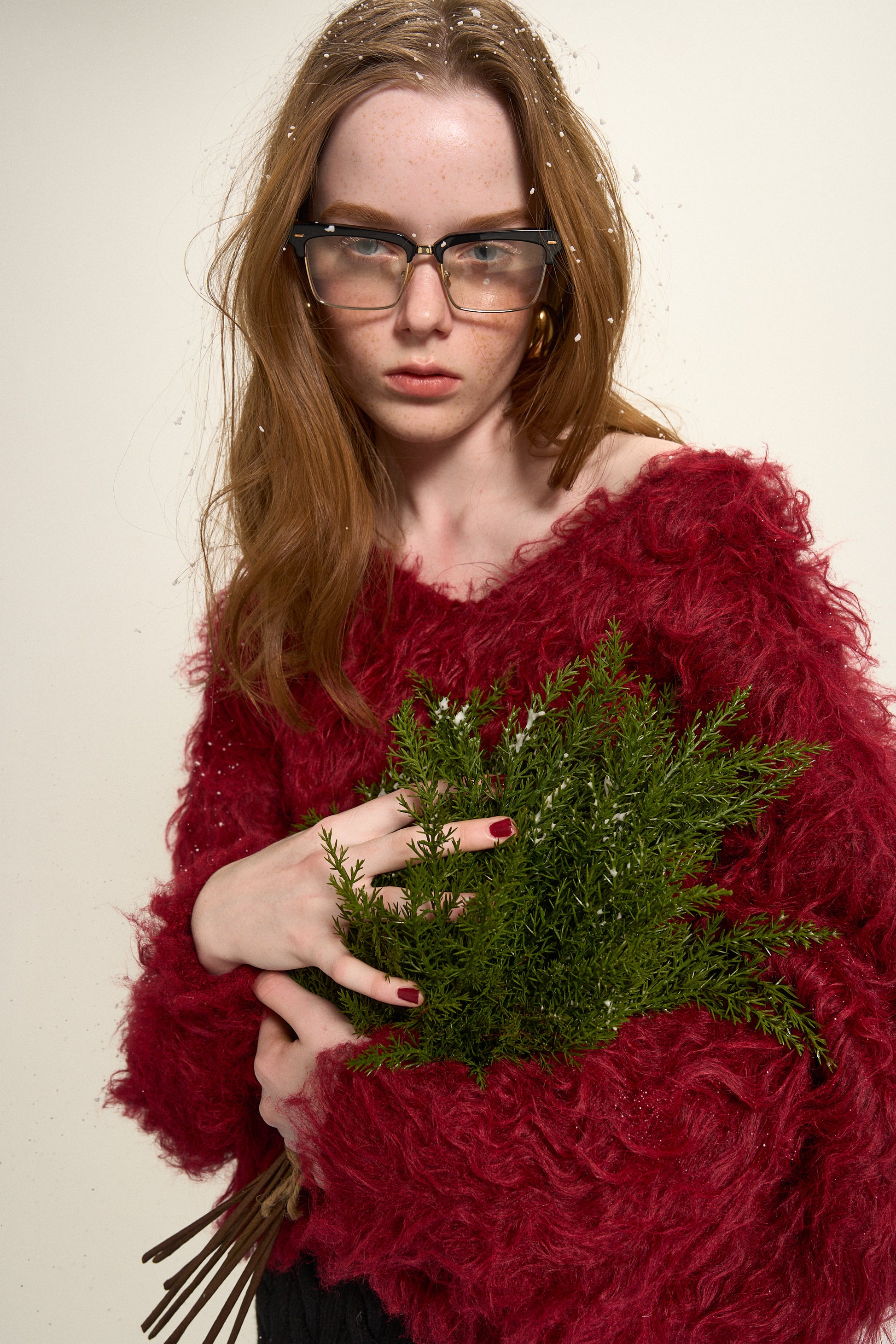 Pigalle shaggy Vneck knit – THE TOÉ