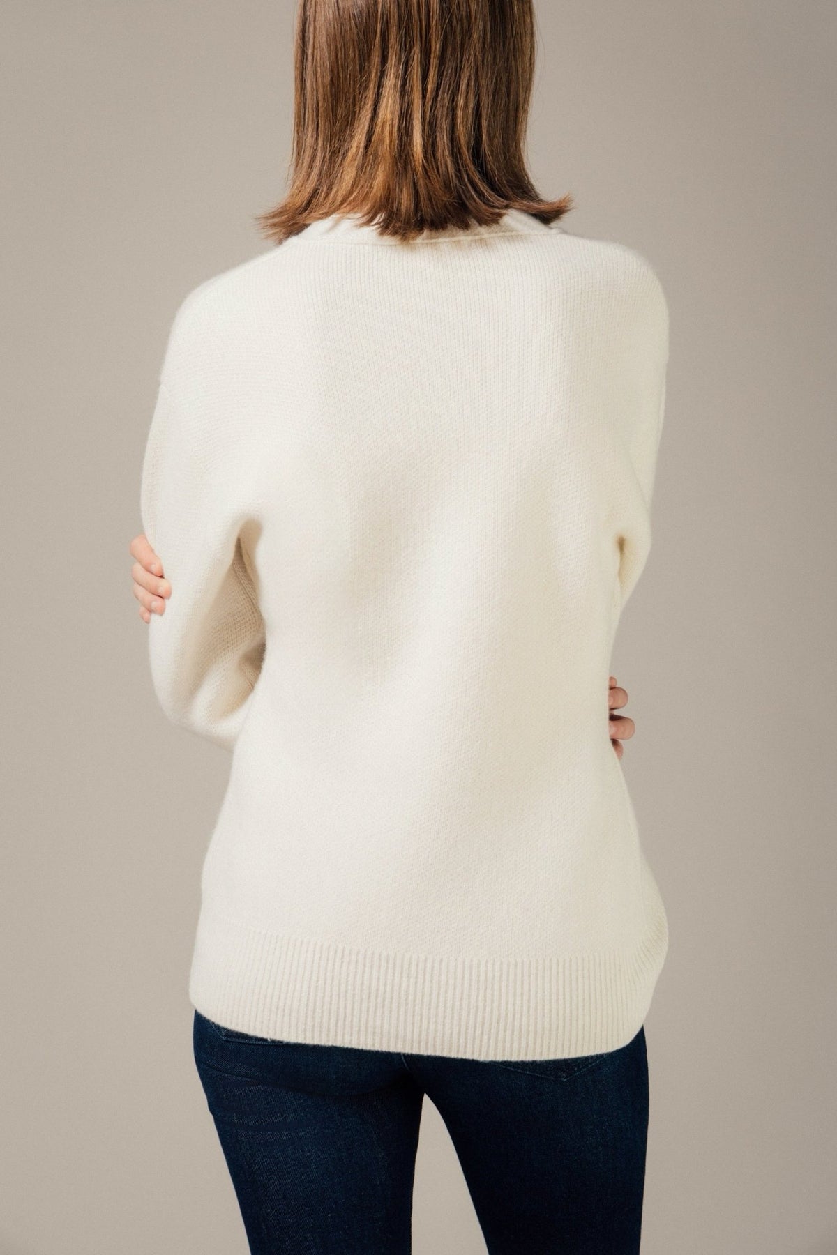 Nuuksio Vneck Cardigan