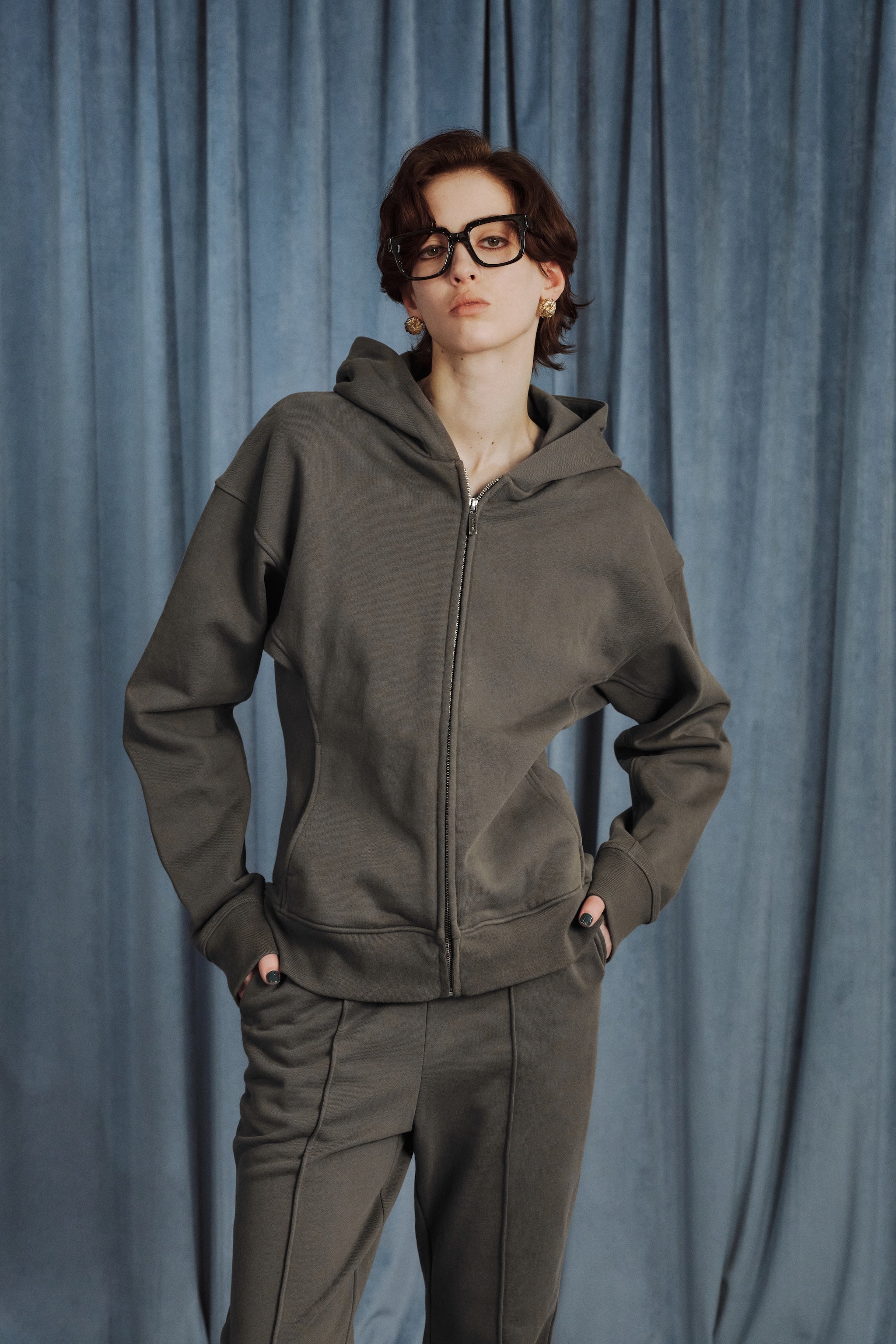 トップス THE TOE Socrates Hoodie Sweat Socrates Hoodie Sweat – THE TOÉ
