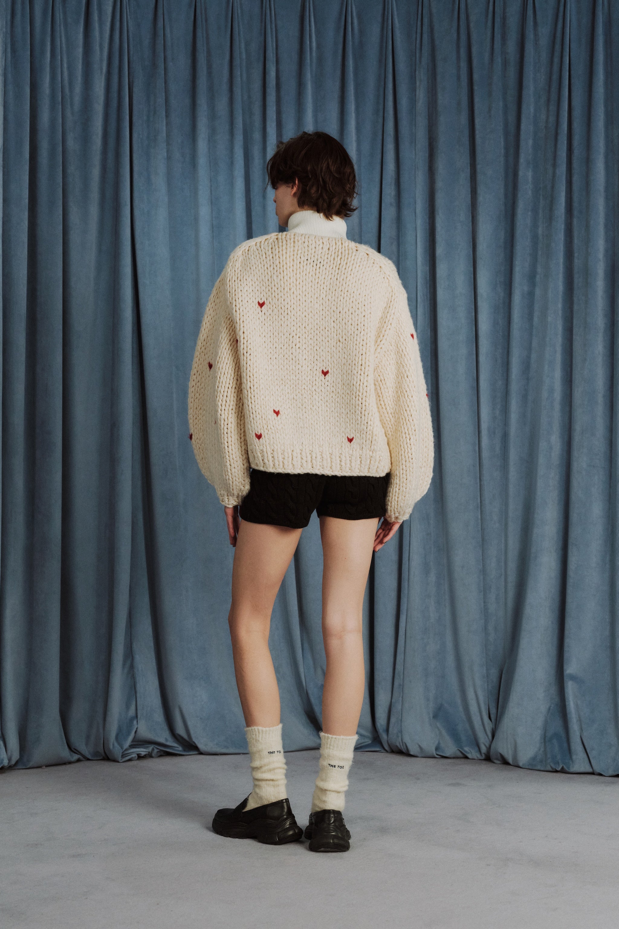 Charing Heart Cardigan – THE TOÉ