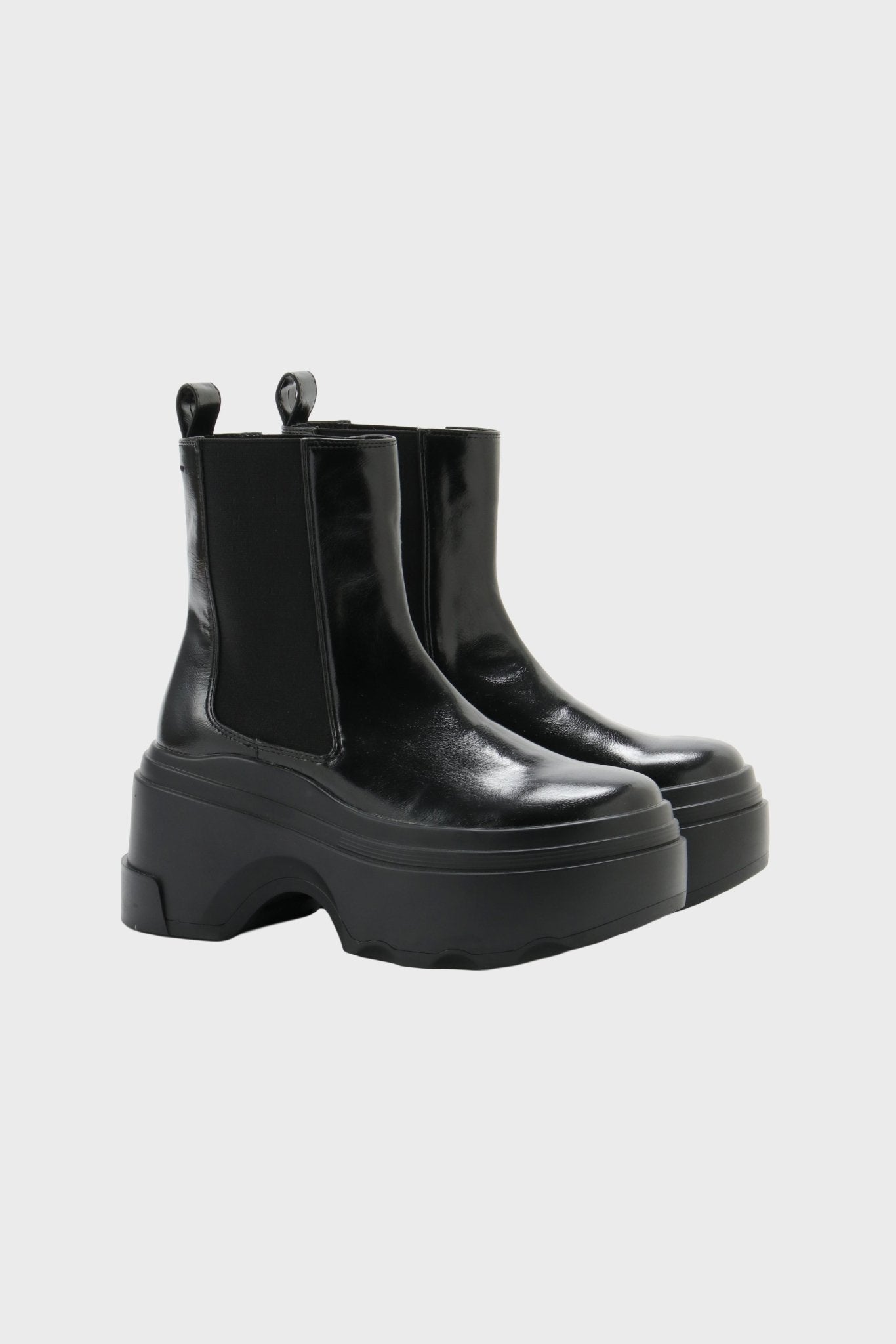 Alter Short Boots