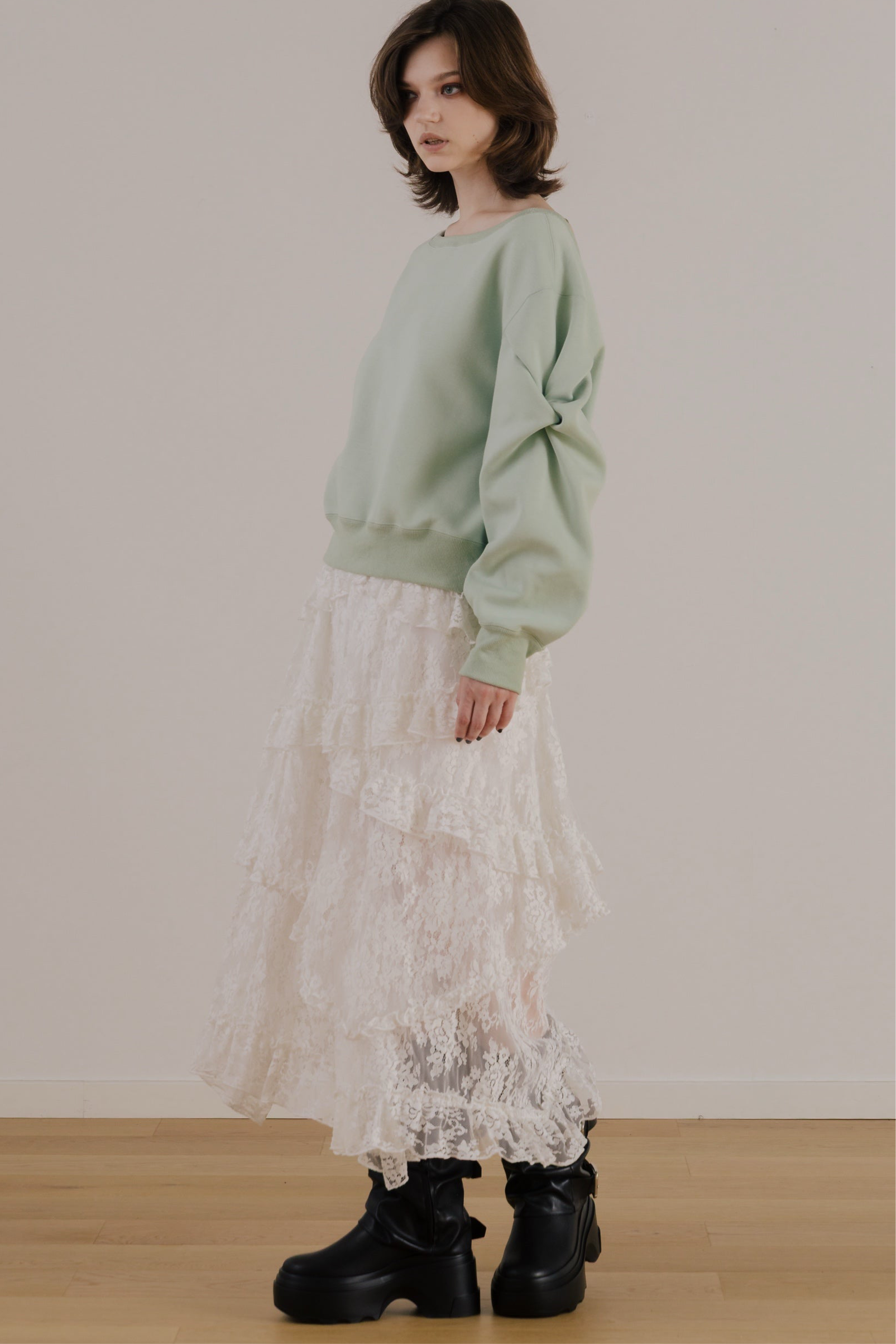 Opern Off-shoulder Sweat