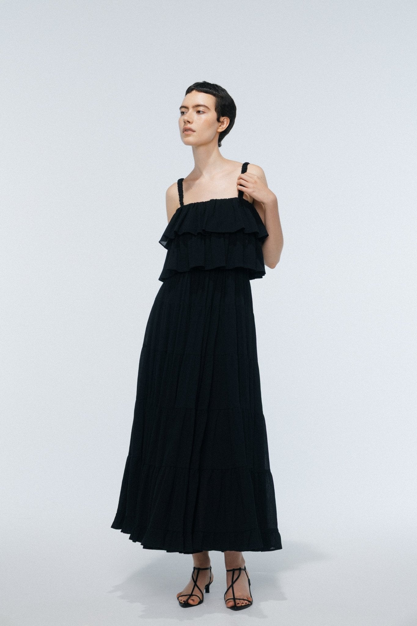Vijlen Tiered Dress