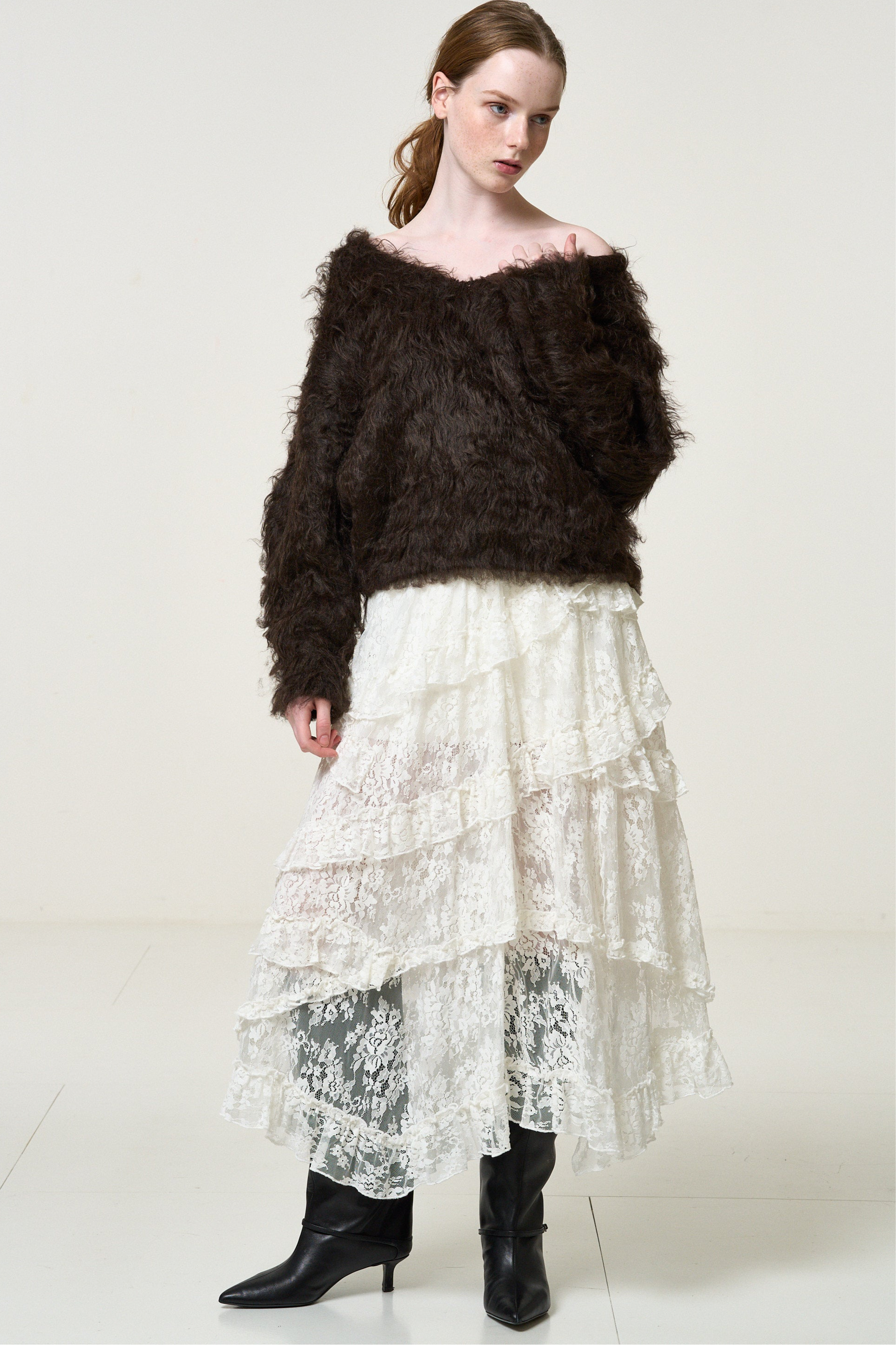Portobello Lace Skirt – THE TOÉ Portobello Lace Skirt – THE TOÉ