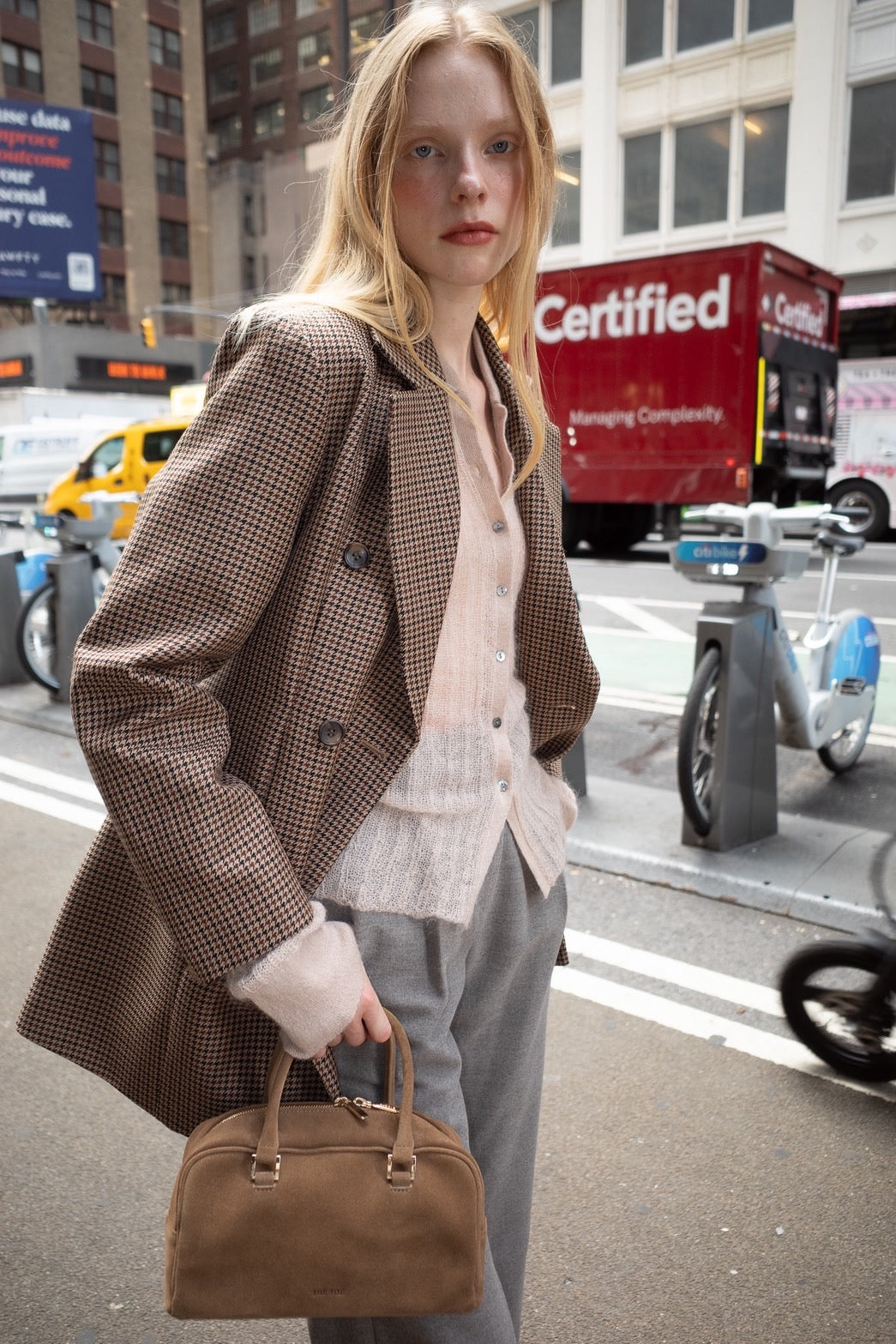 THE TOE BUCKINGHAM JACKET(ブラウン) Buckingham Jacket – THE TOÉ