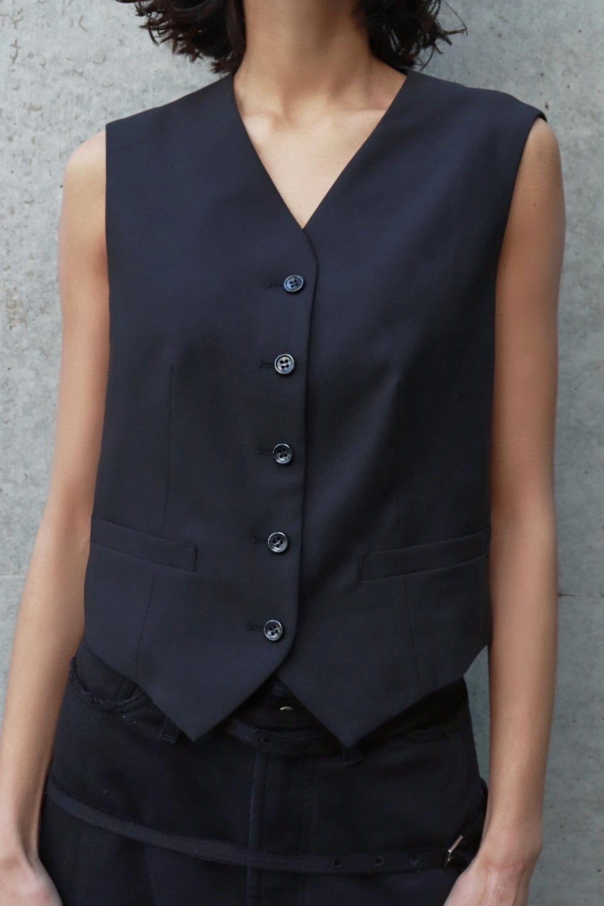 Astoria Open Shoulders Vest
