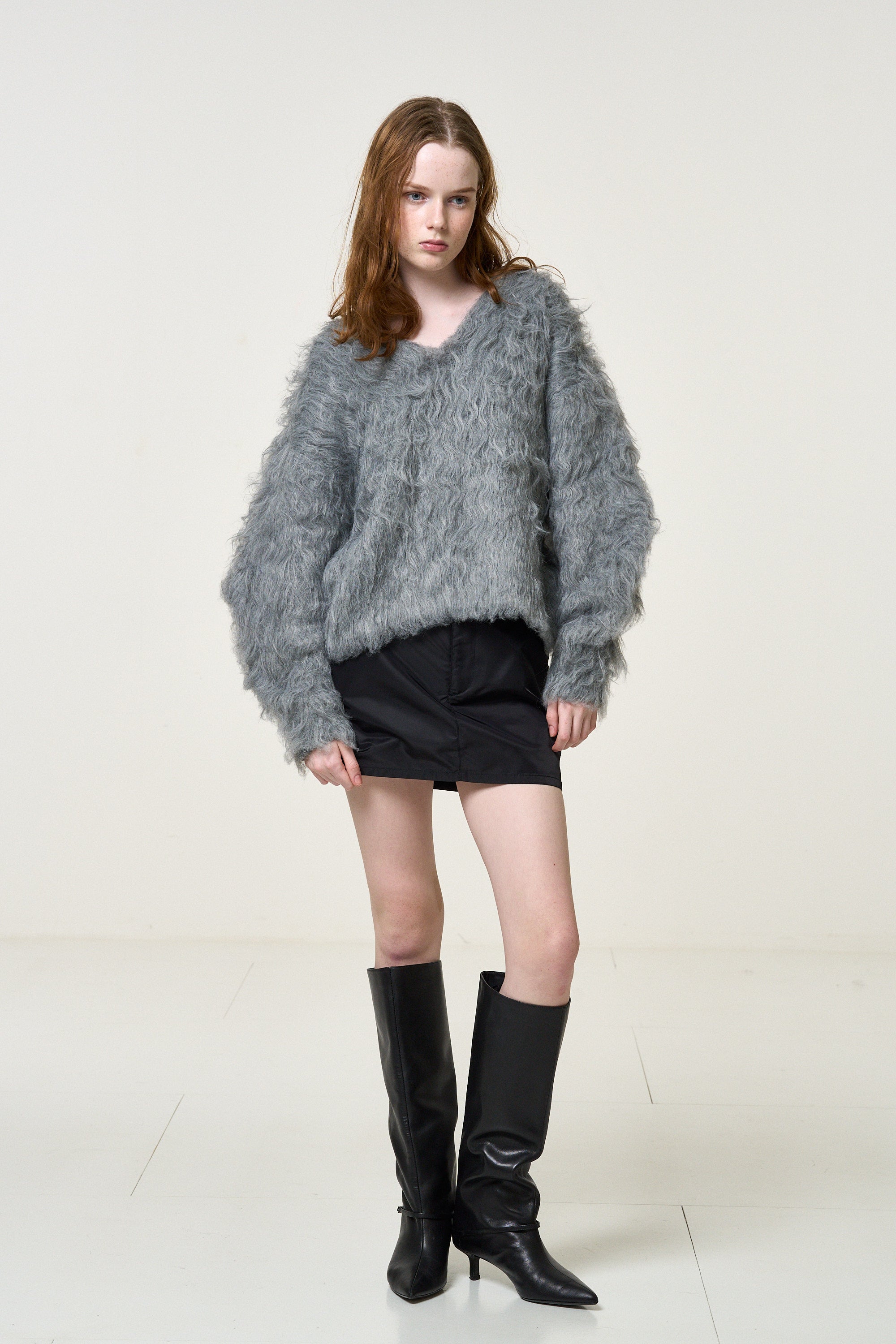 Pigalle shaggy Vneck knit