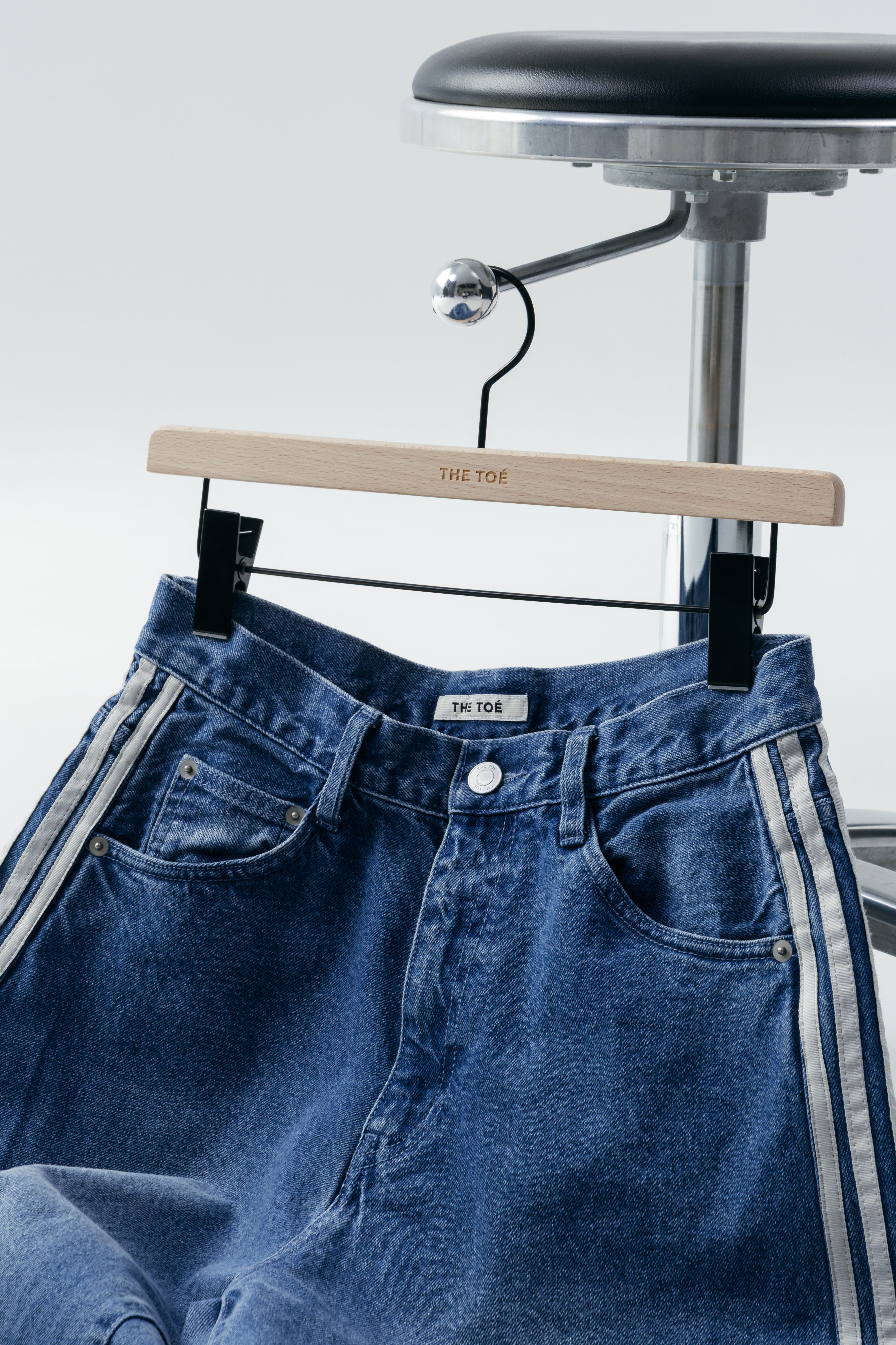 Emirates track denim pants (new color)