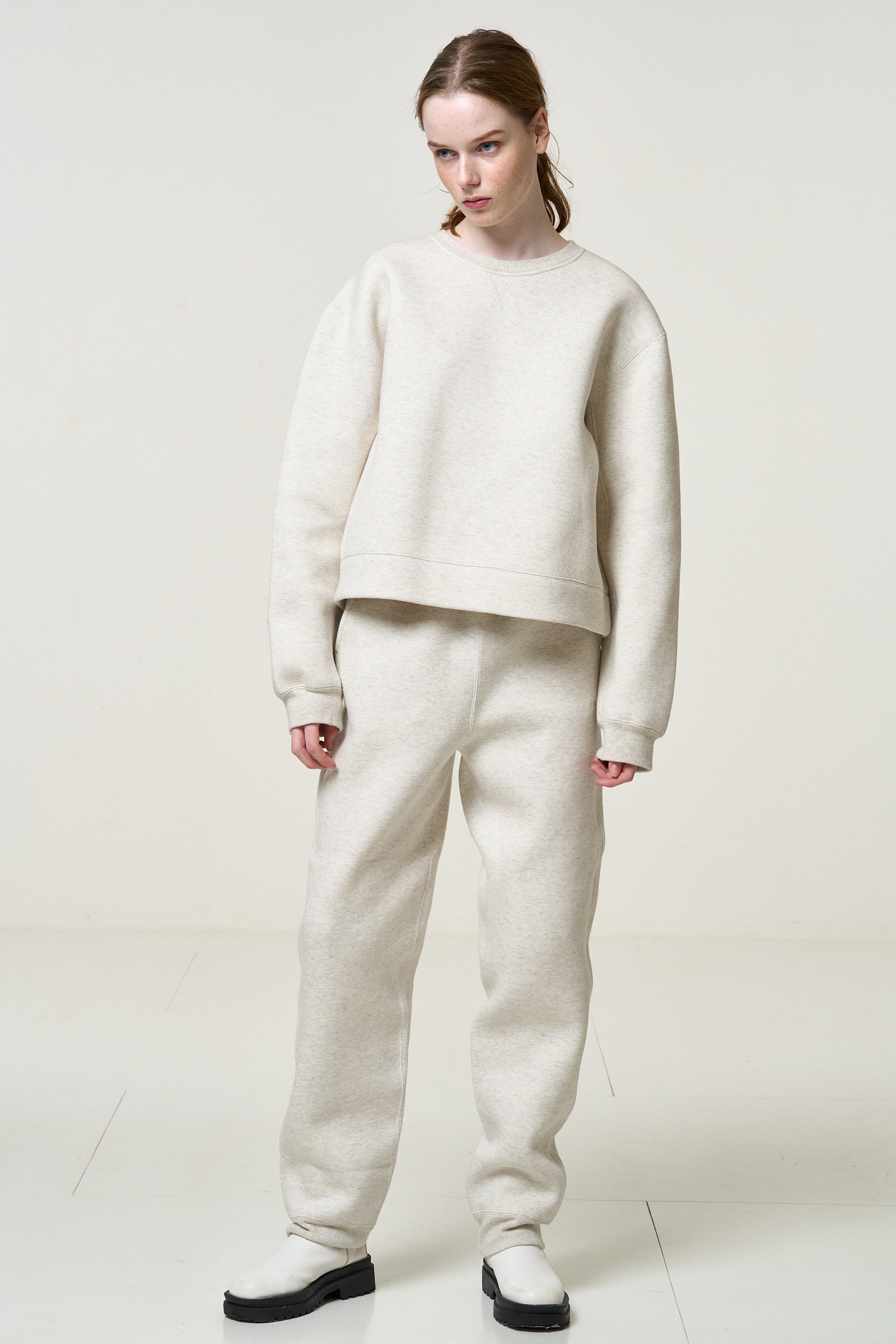 TOÉ Hampton Sweatshirt – THE TOÉ