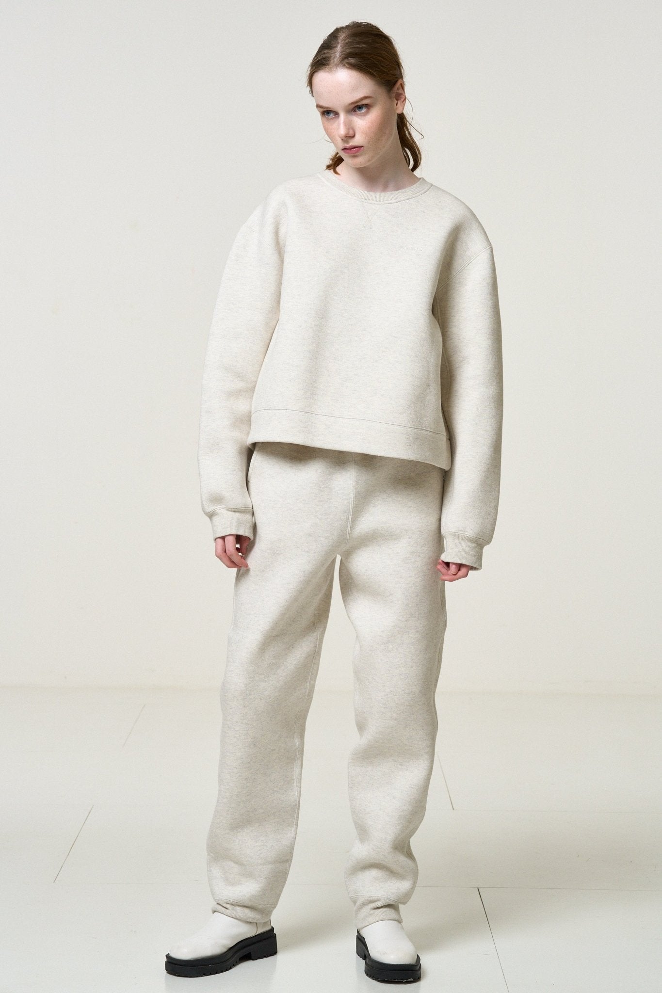 TOÉ Hampton Sweatshirt