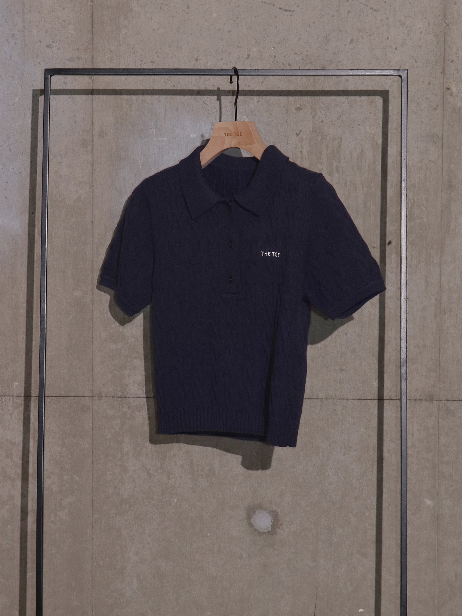 Herald short sleeve polo knit – THE TOÉ