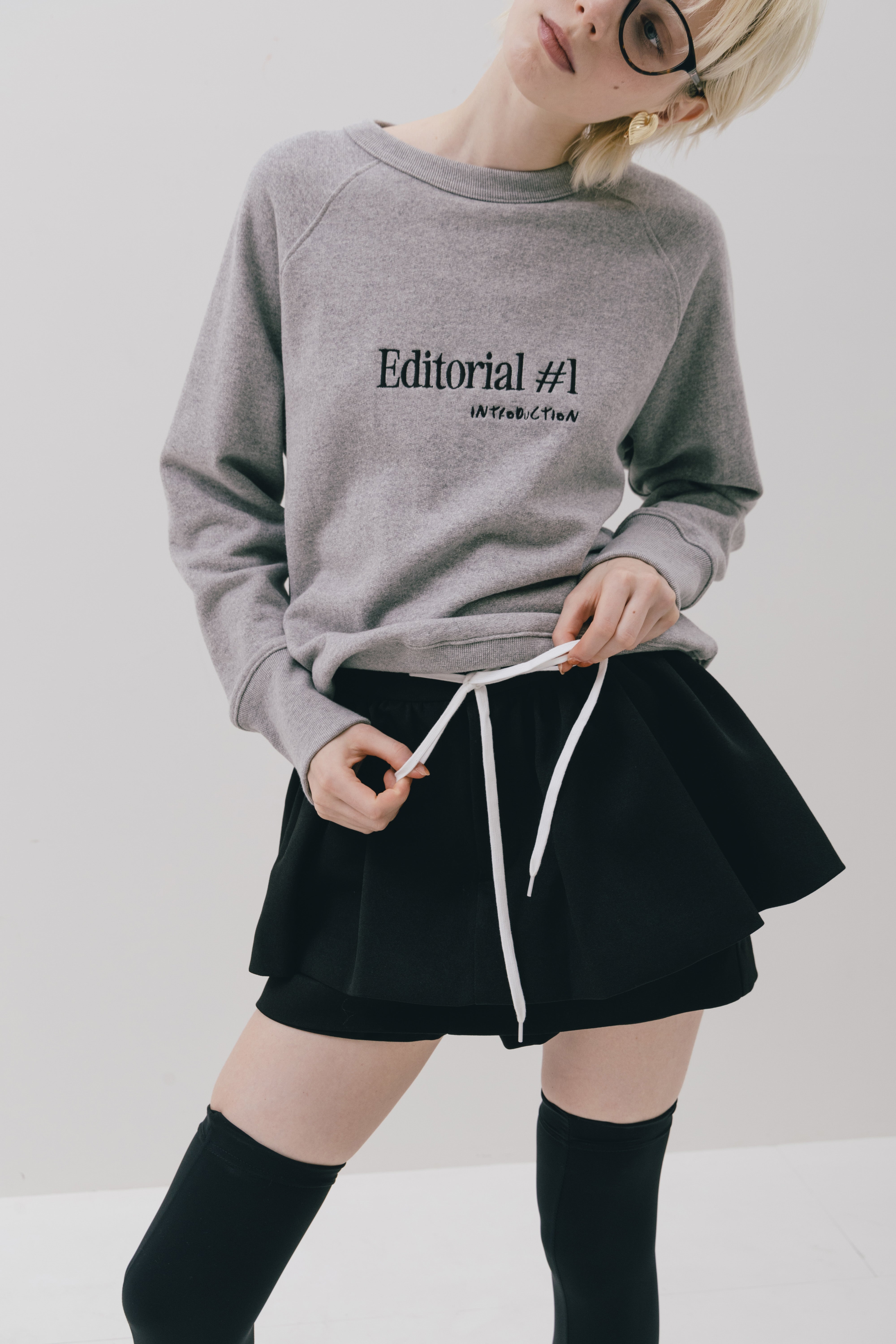 Rent editorial sweatshirt