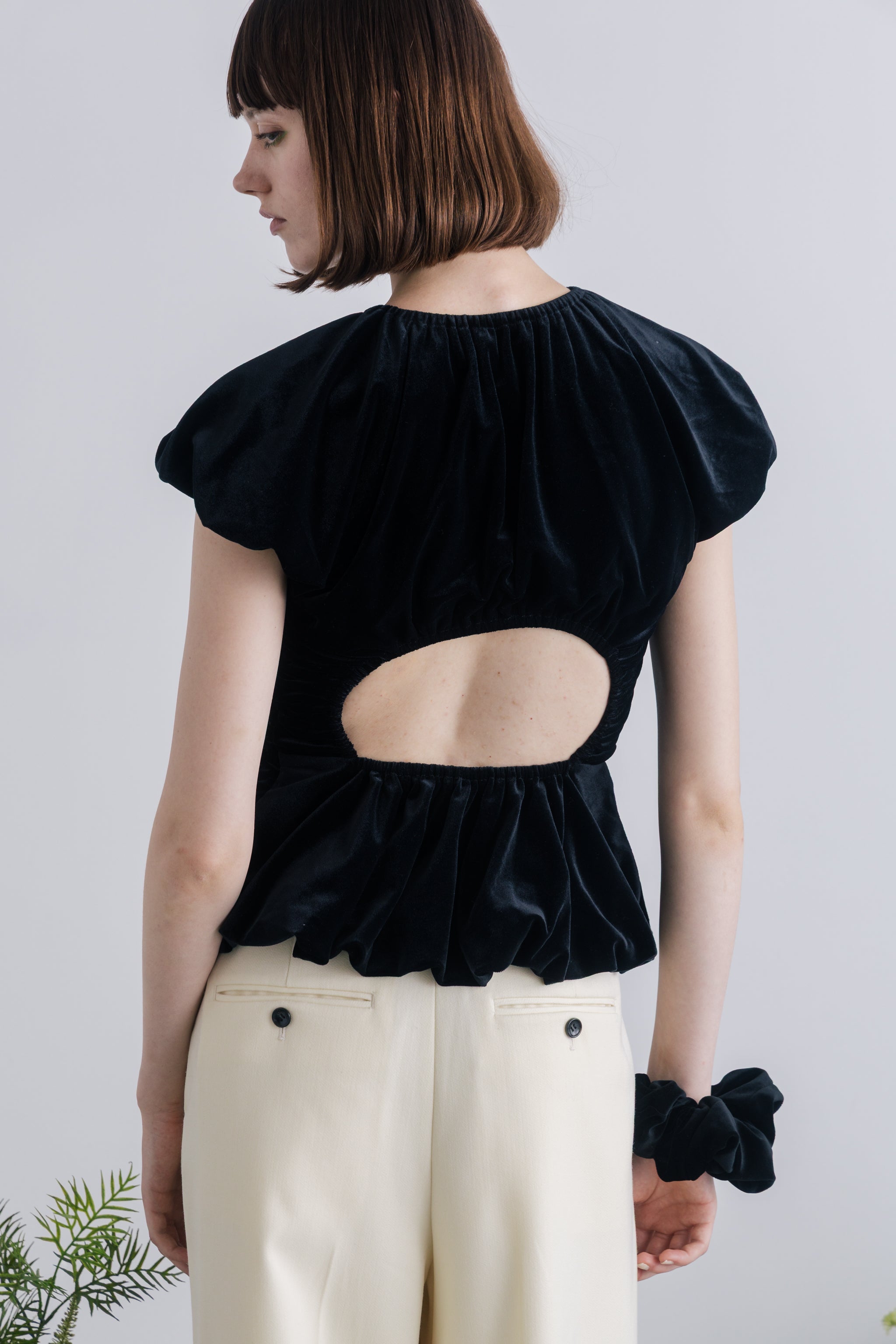 Ermou Back Open Top – THE TOÉ