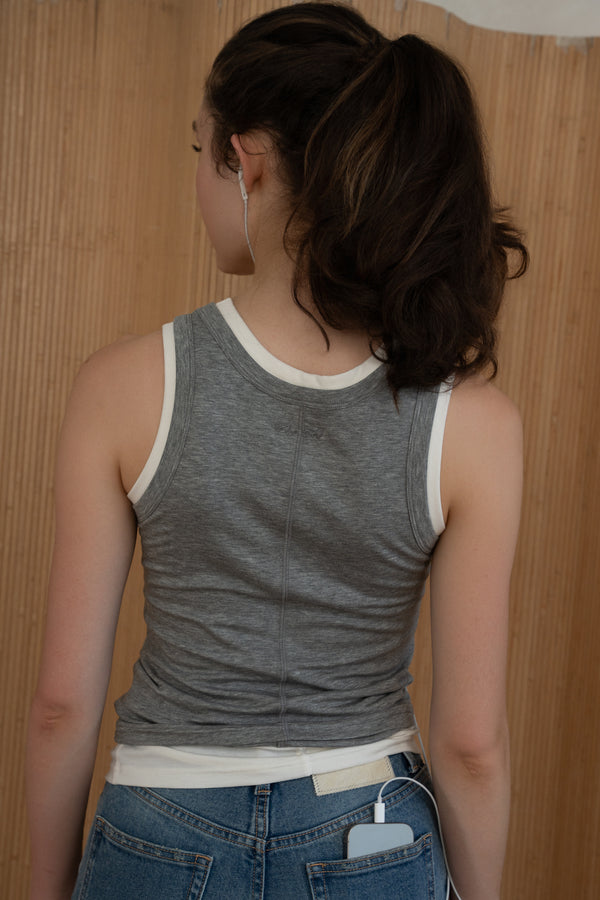 Schie Layered Tank