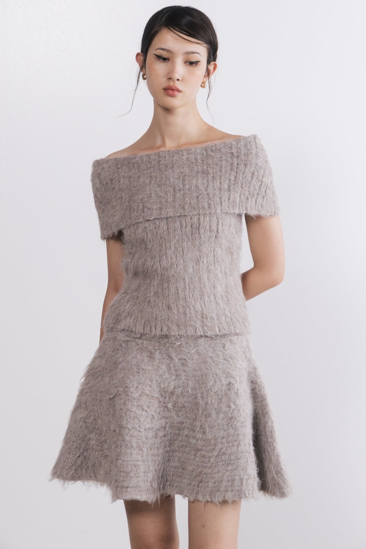Friedrich Sleeveless Off-Shoulder Top