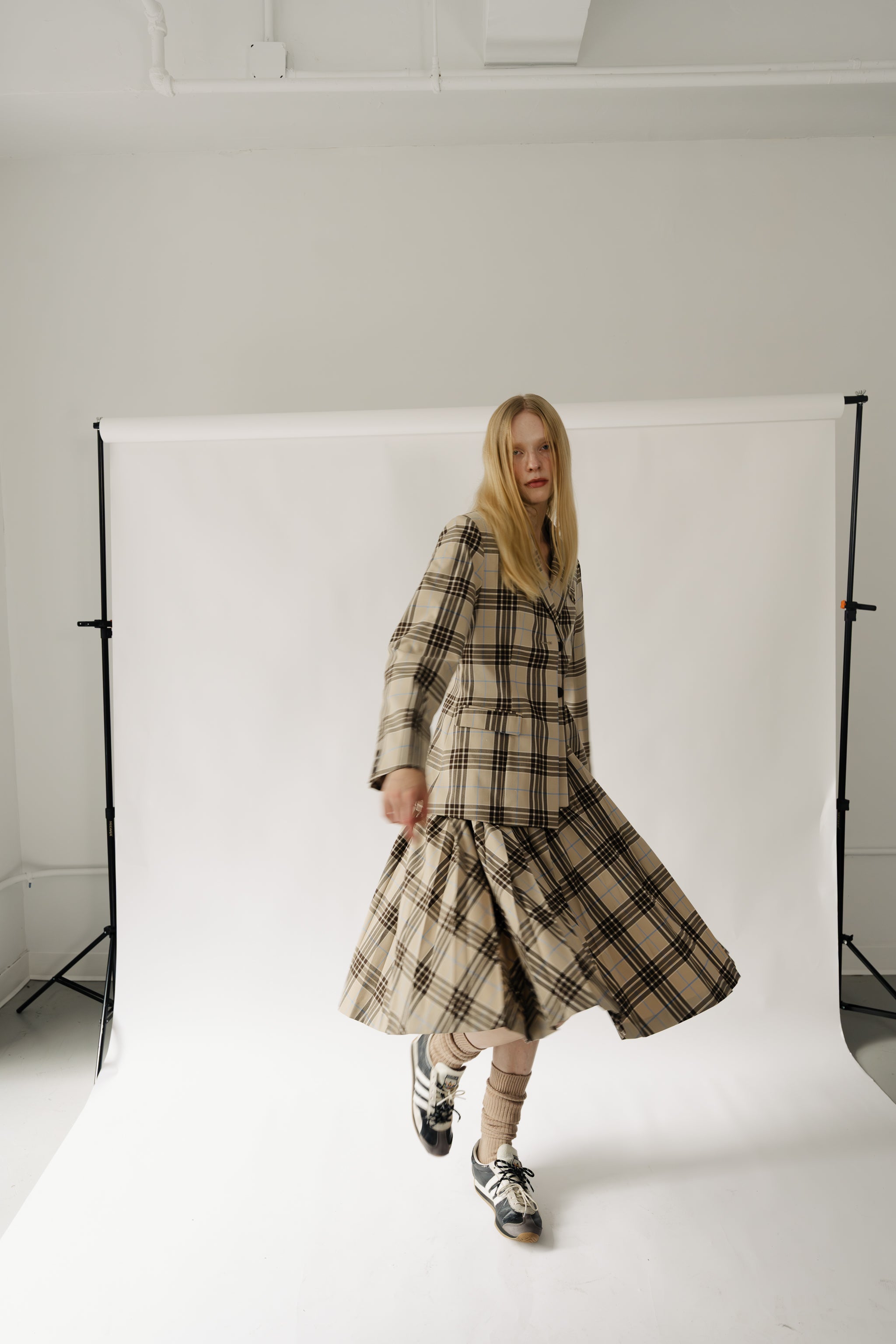 Lyucus Pleats Skirt -check
