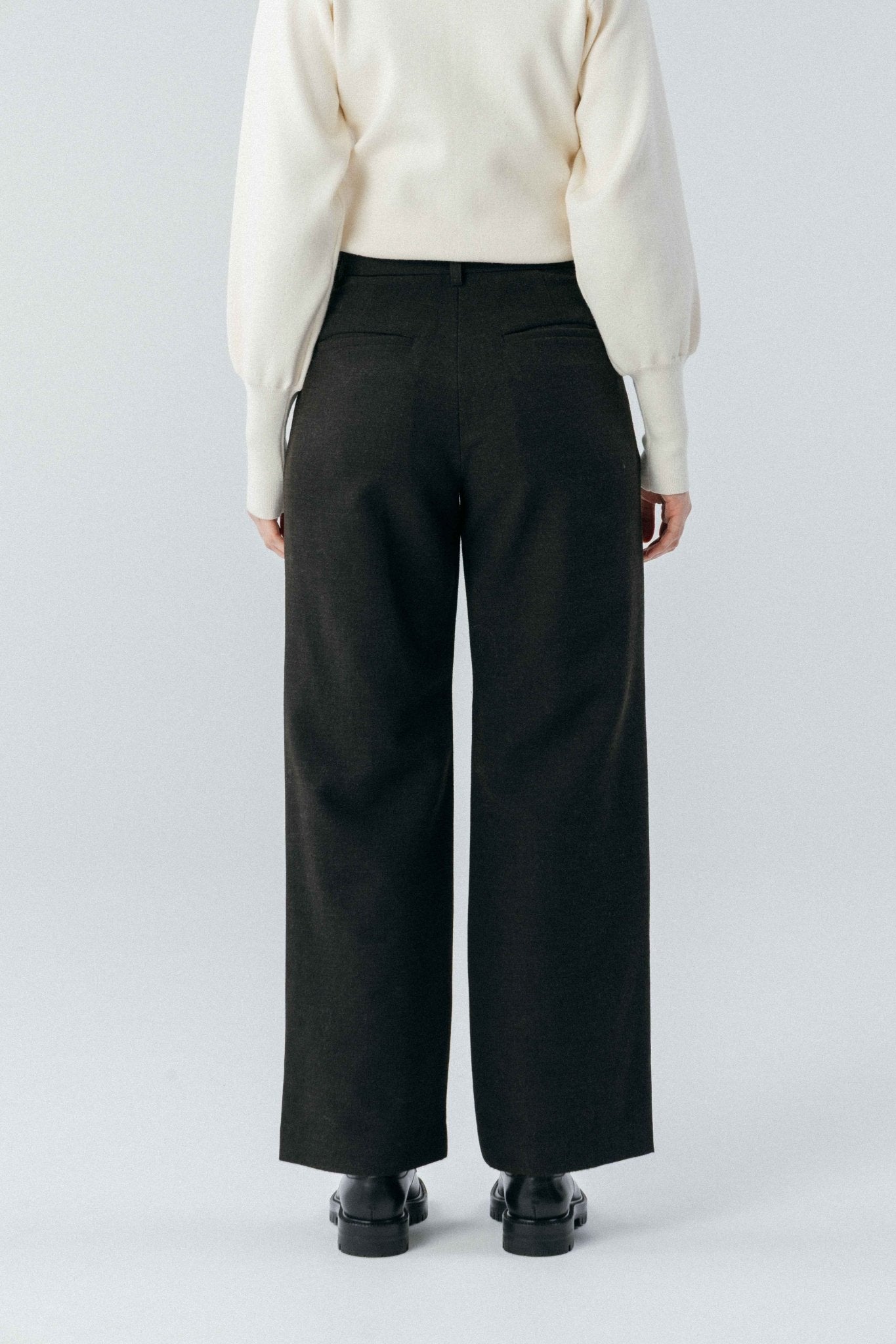 Delphi Slacks