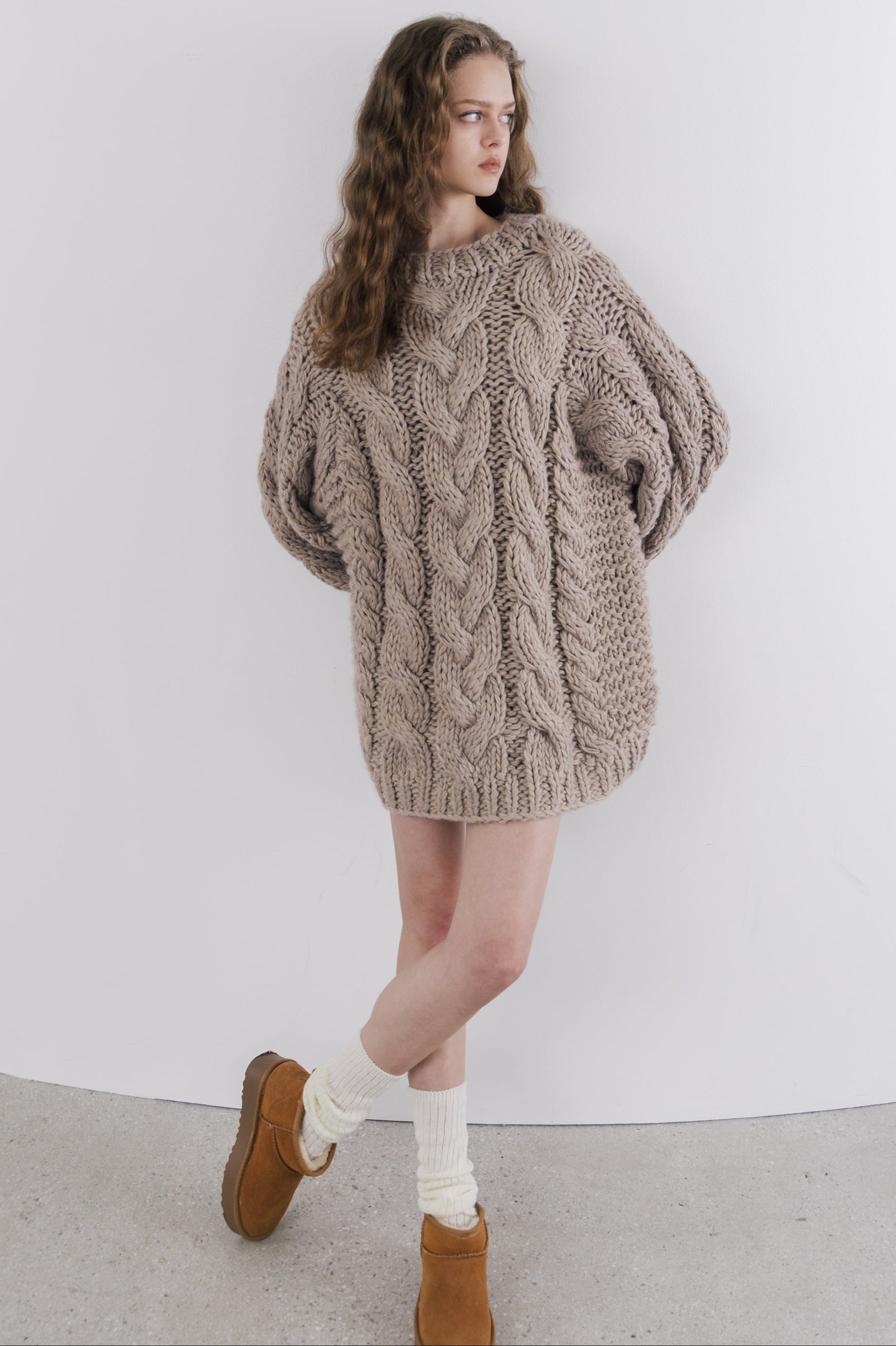 마레 핸드메이드 니트