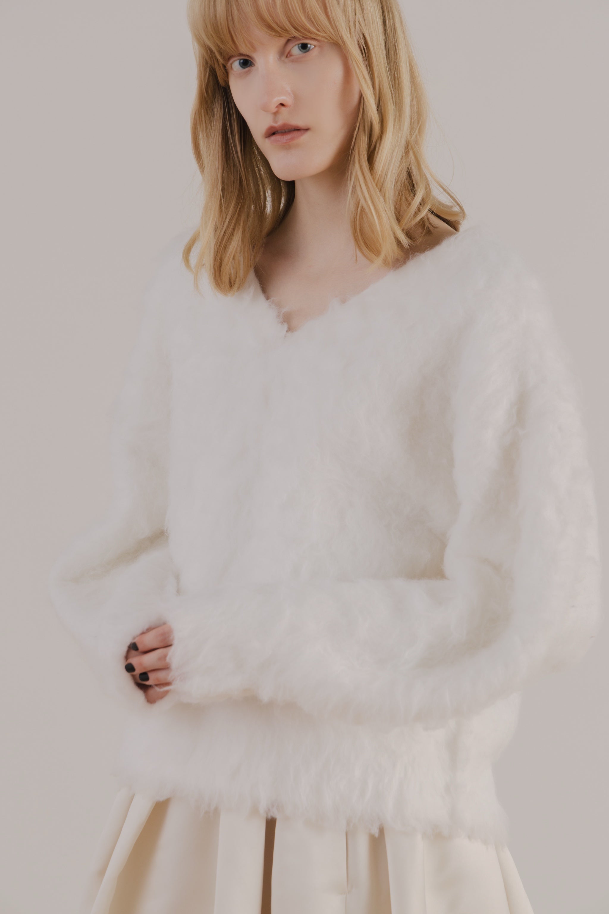 Eltz Shaggy Vneck Knit