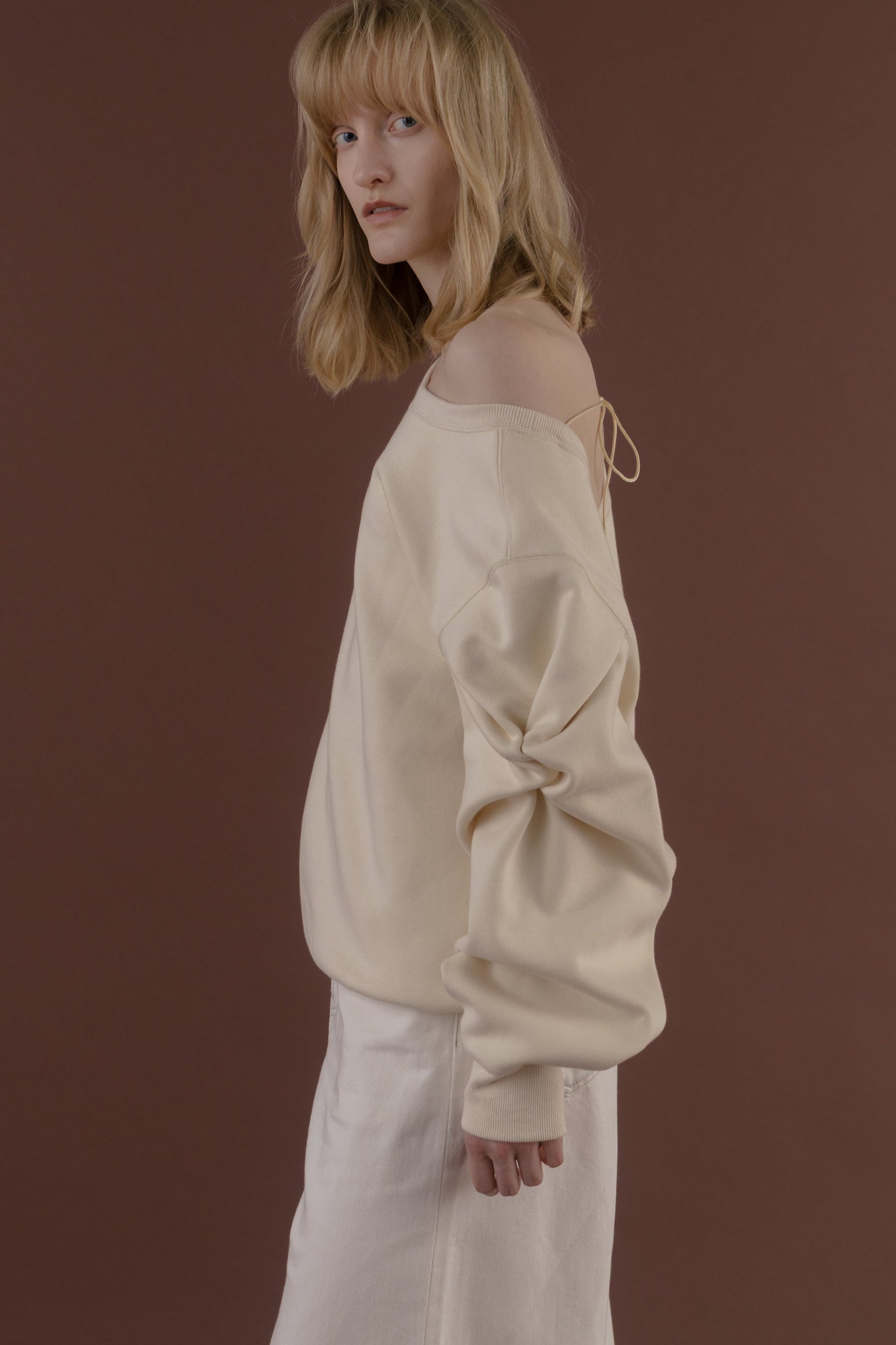 Opern Off-shoulder Sweat