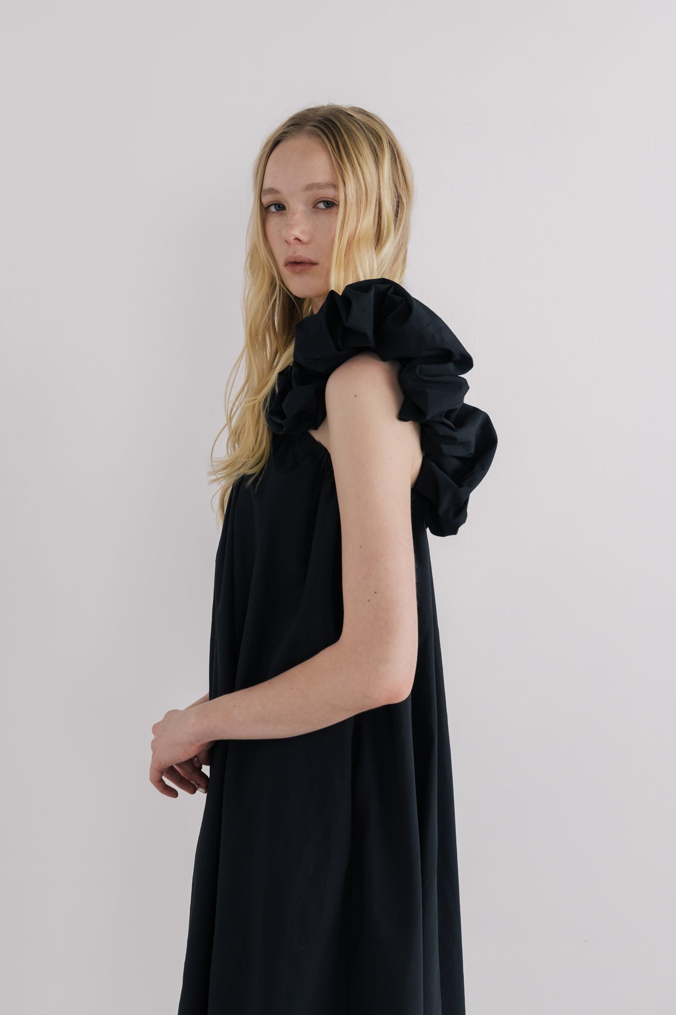 Erie Frills Onepiece – THE TOÉ
