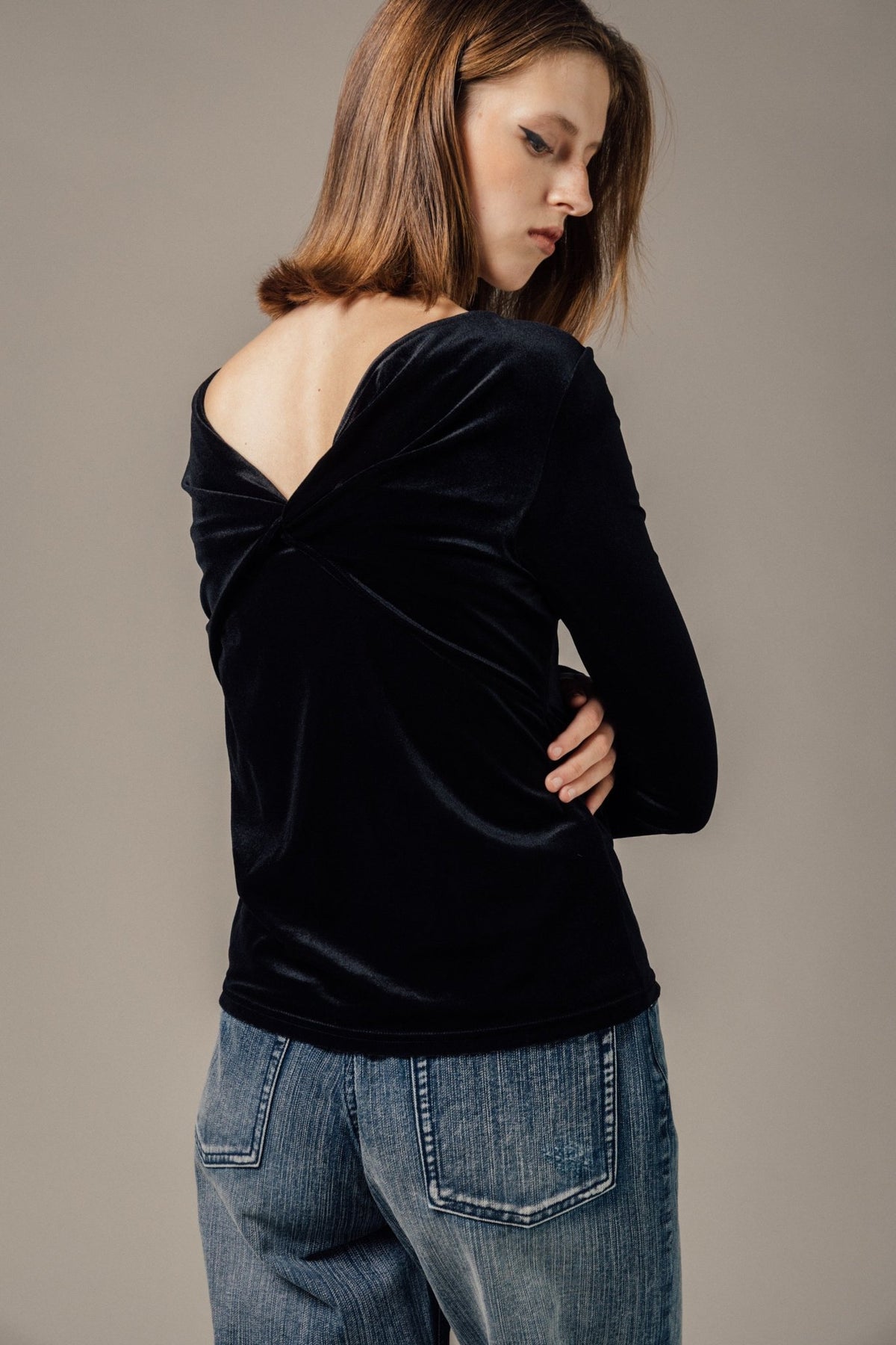 Kittila Velour Twist Top
