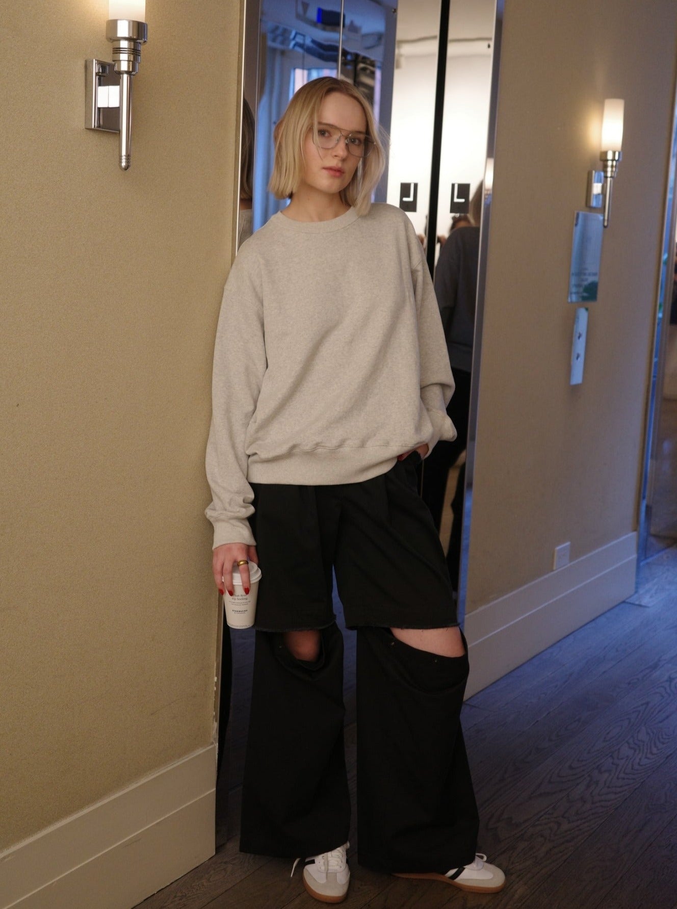 High-line 2way slit pants