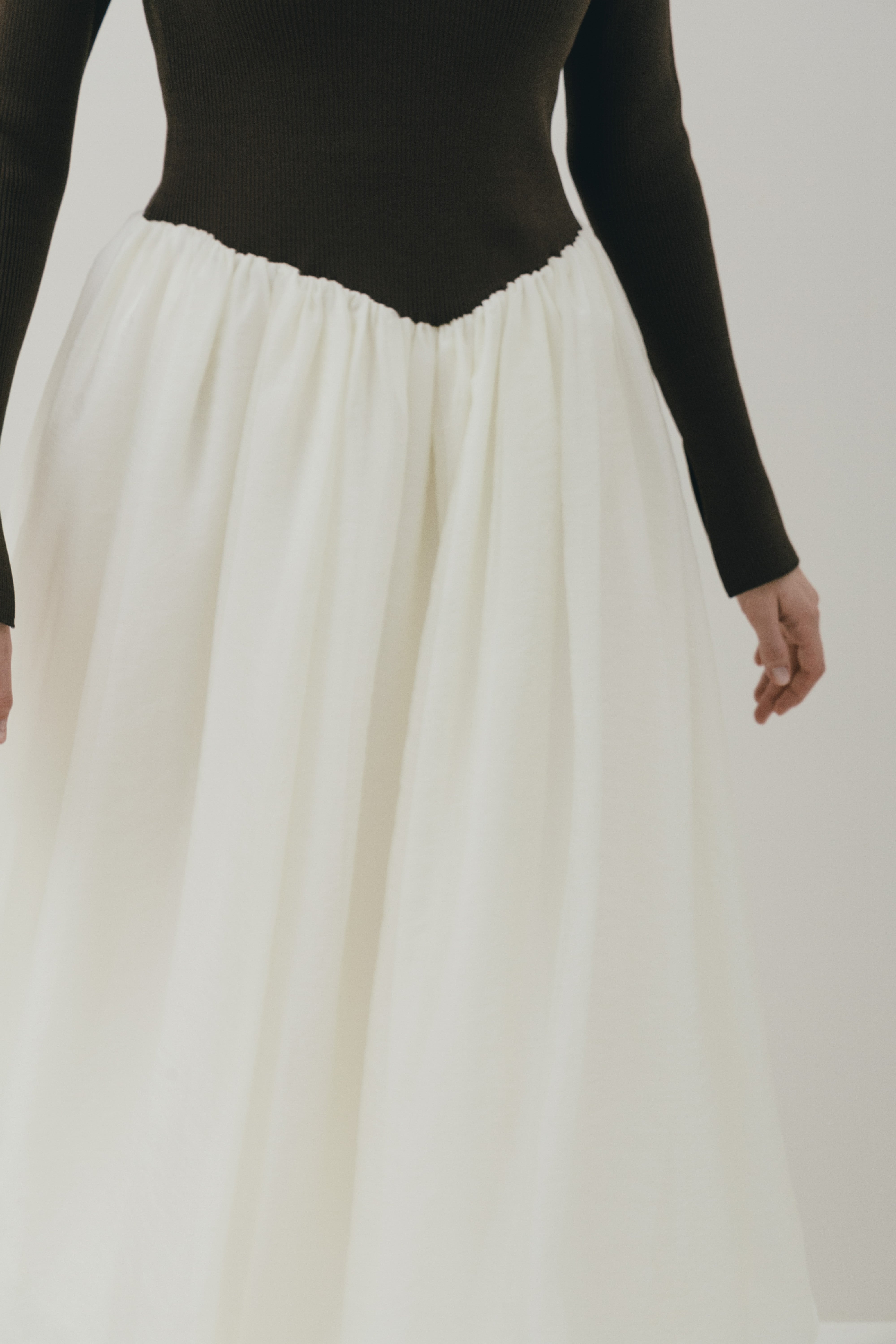 Barbican Onepiece – THE TOÉ