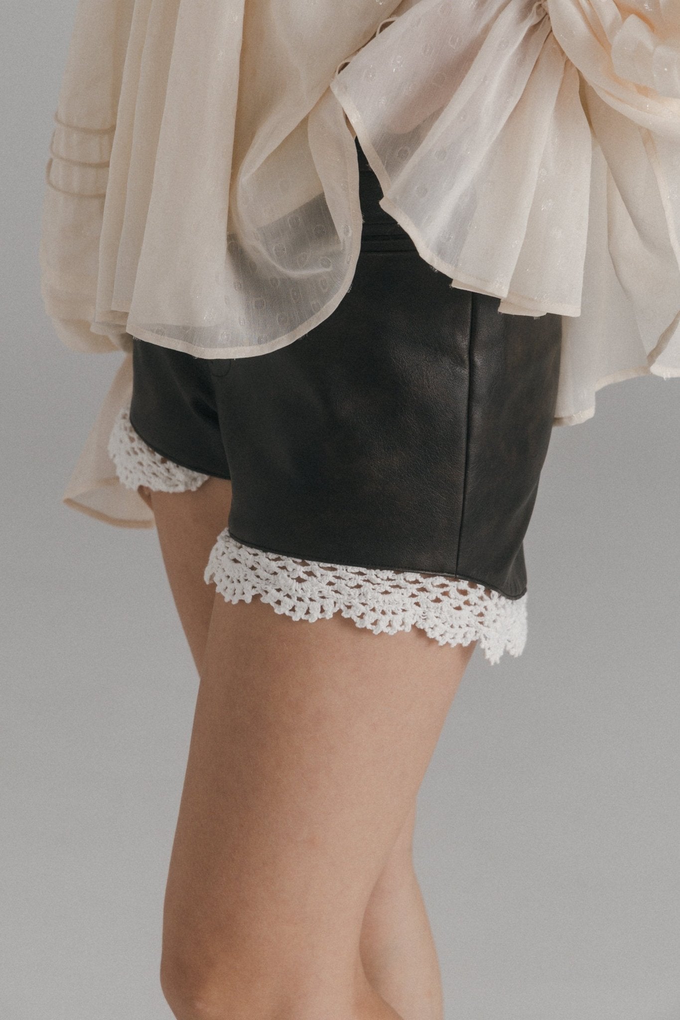 Uurainen Leather Short Pants