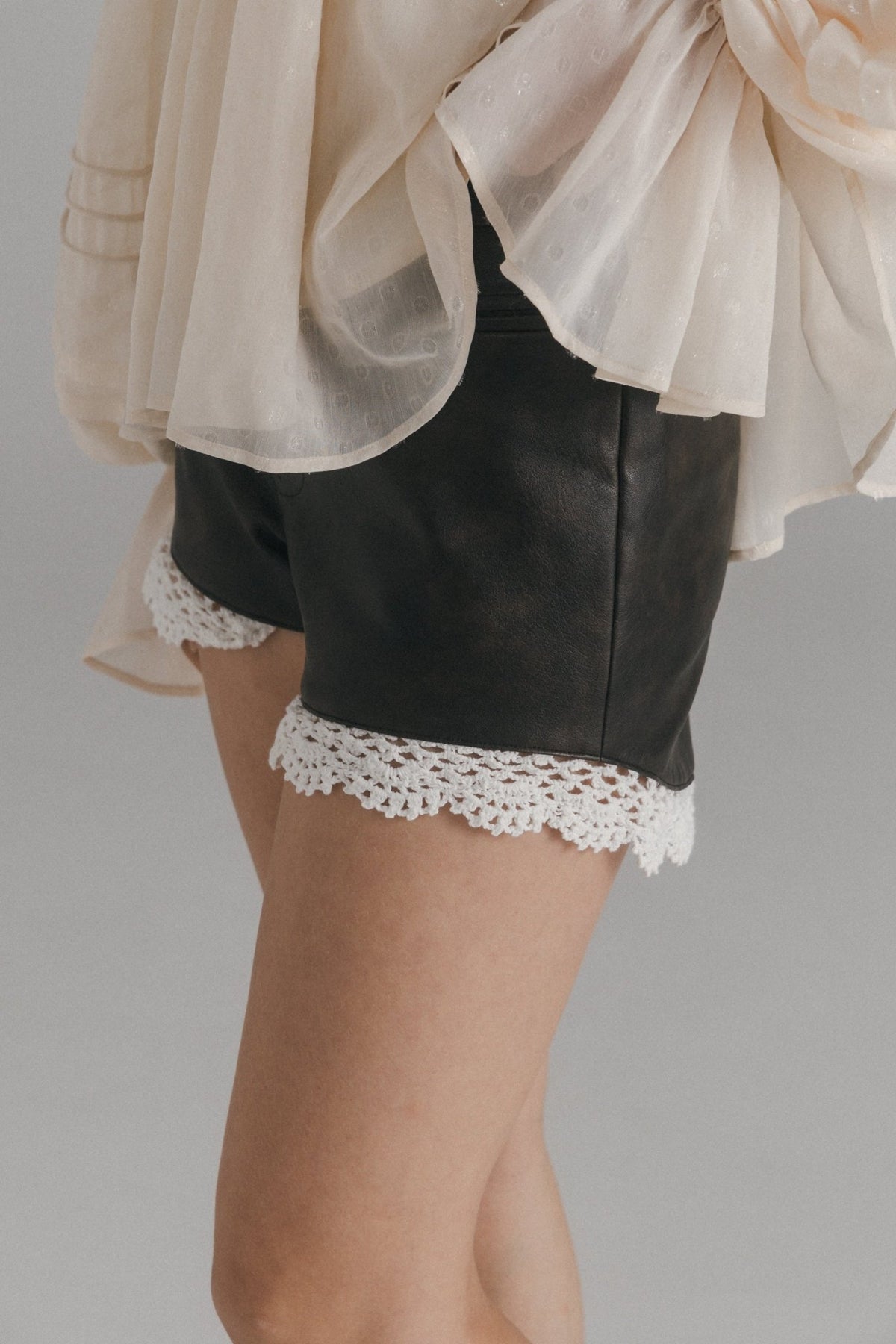Uurainen Leather Short Pants