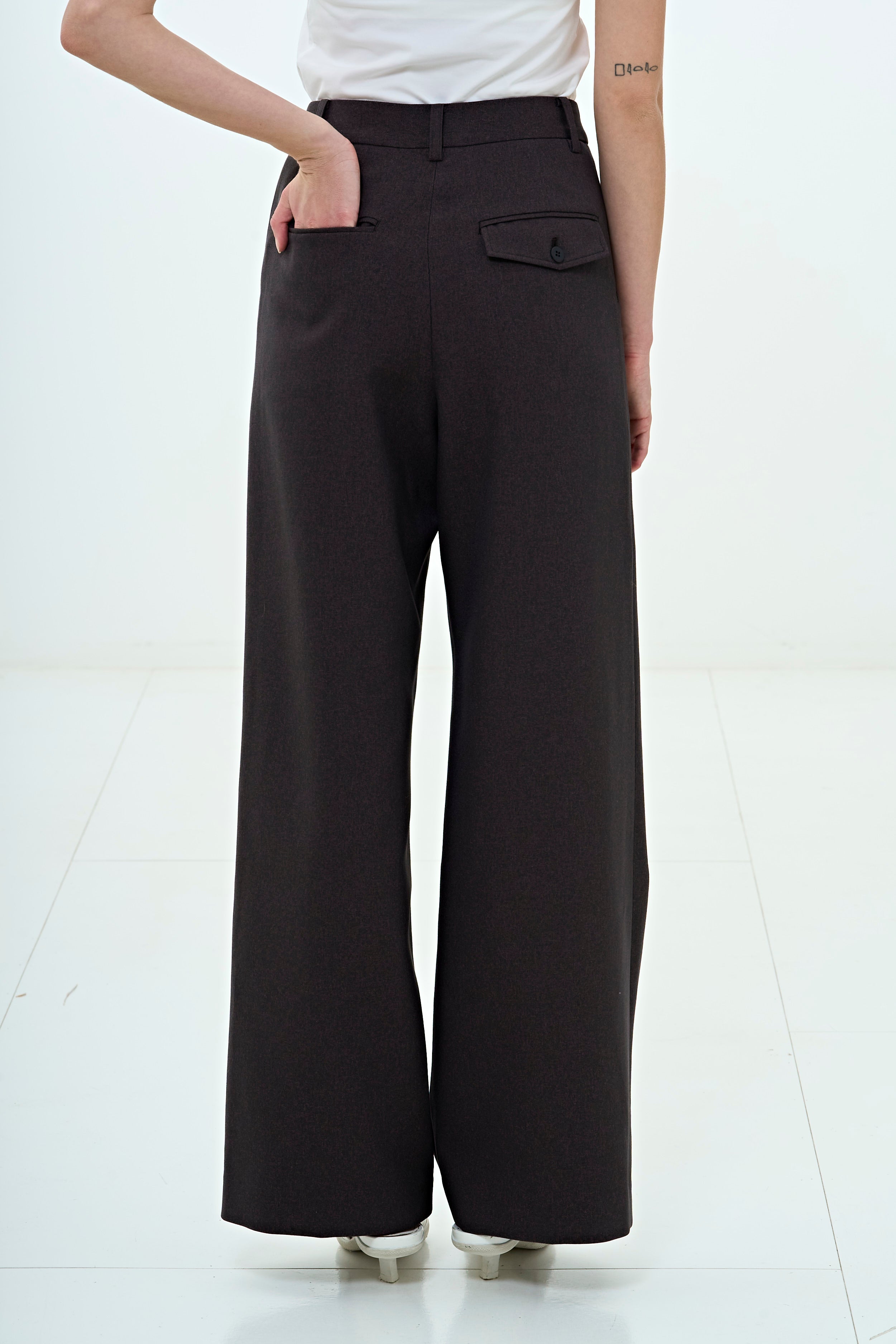 Lyucus Slacks -plain