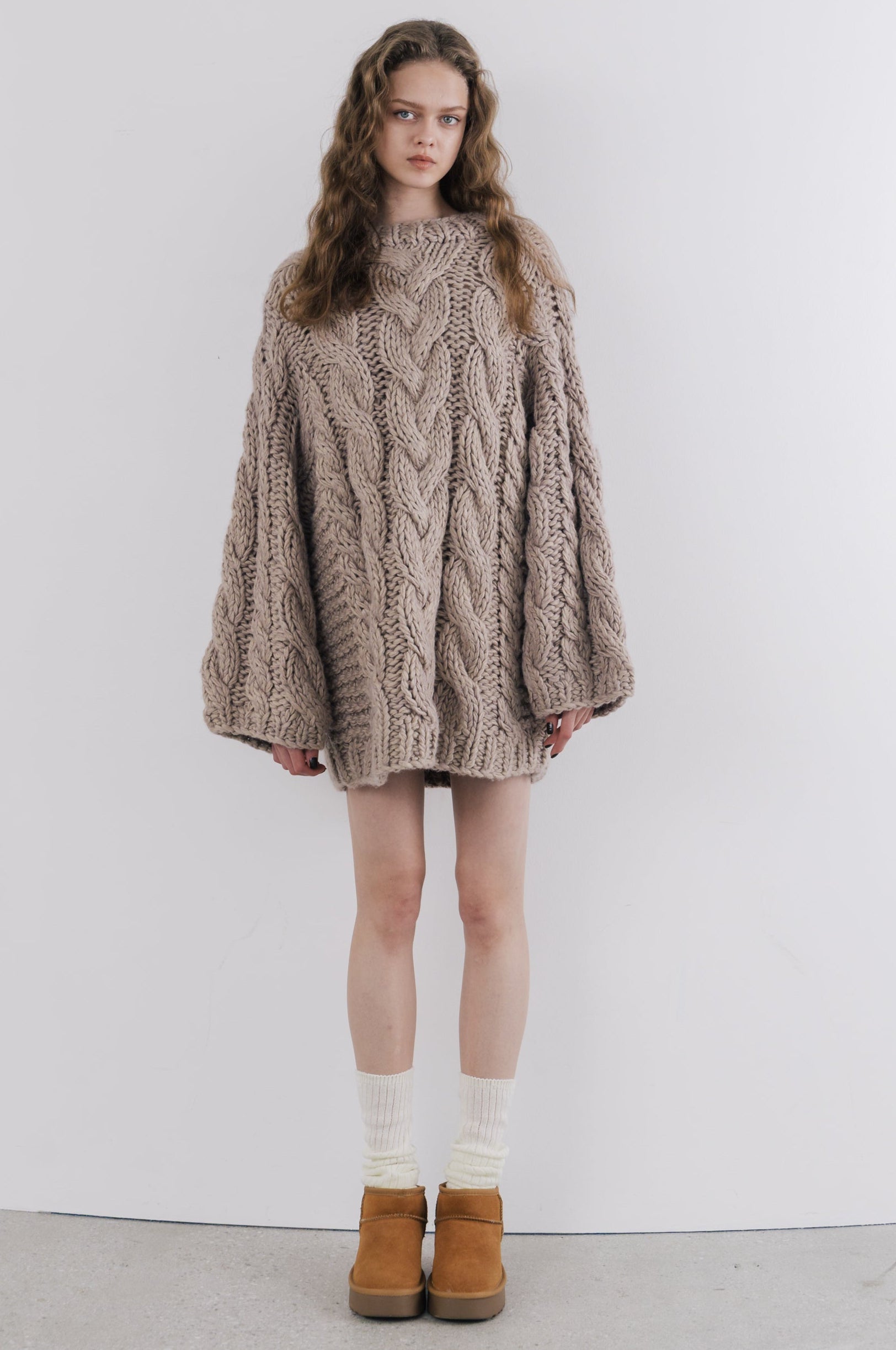 THE TOE MARAIS HANDMADE KNIT アイボリー Marais Handmade Knit – THE TOÉ
