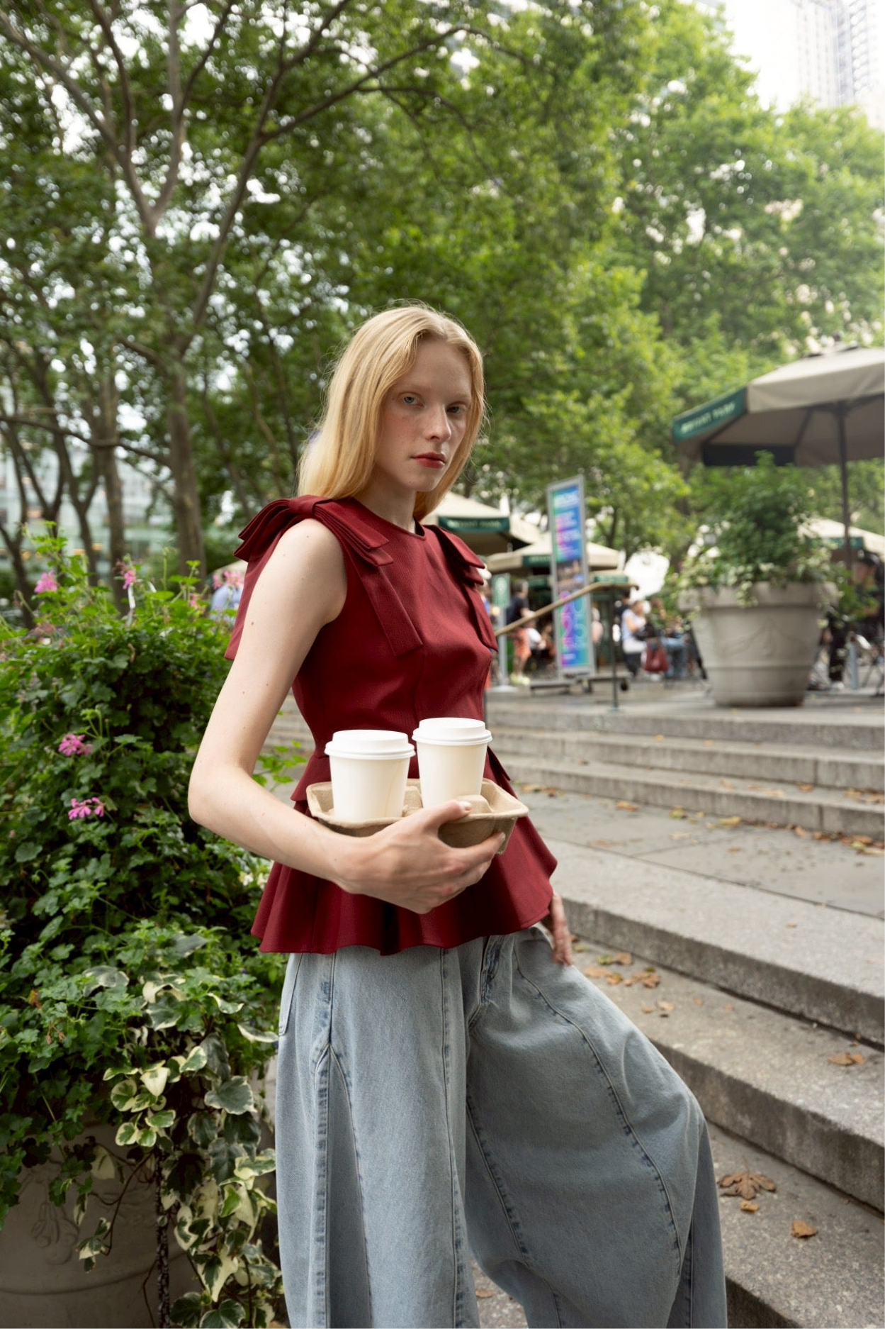 Korinthos Sleeveless Peplum