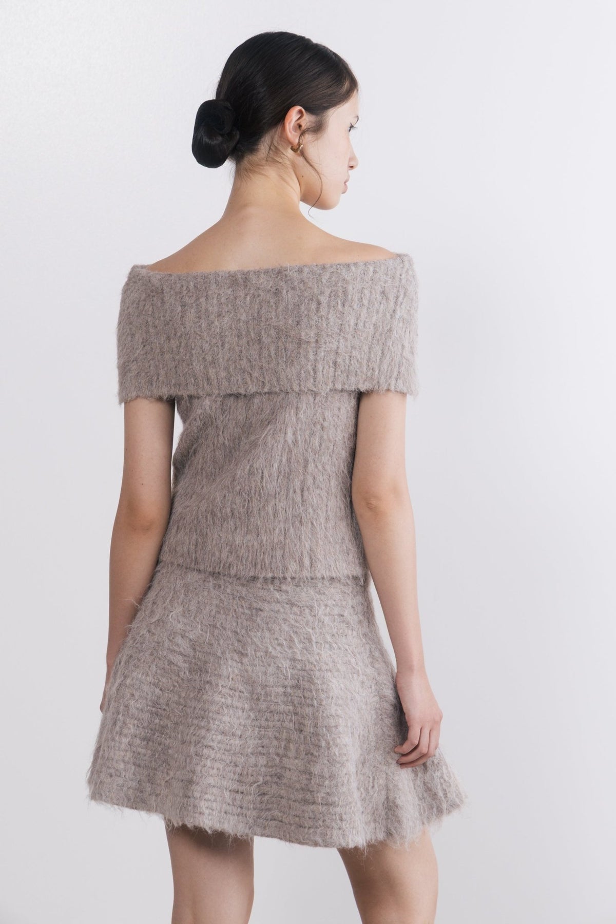 Friedrich Sleeveless Off-Shoulder Top