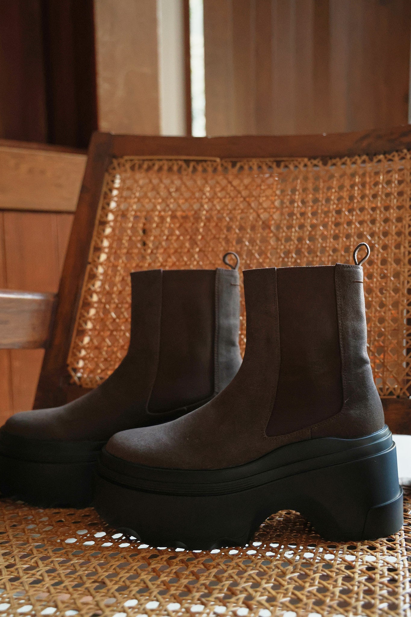 Alter Short Boots