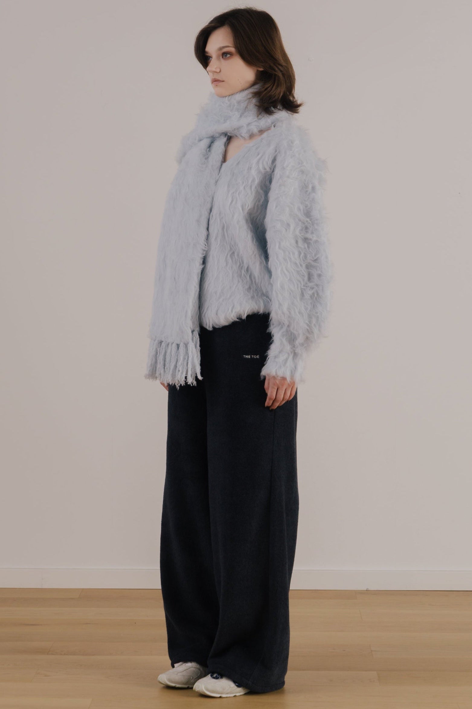 thetoe マフラー Pigalle shaggy muffler – THE TOÉ