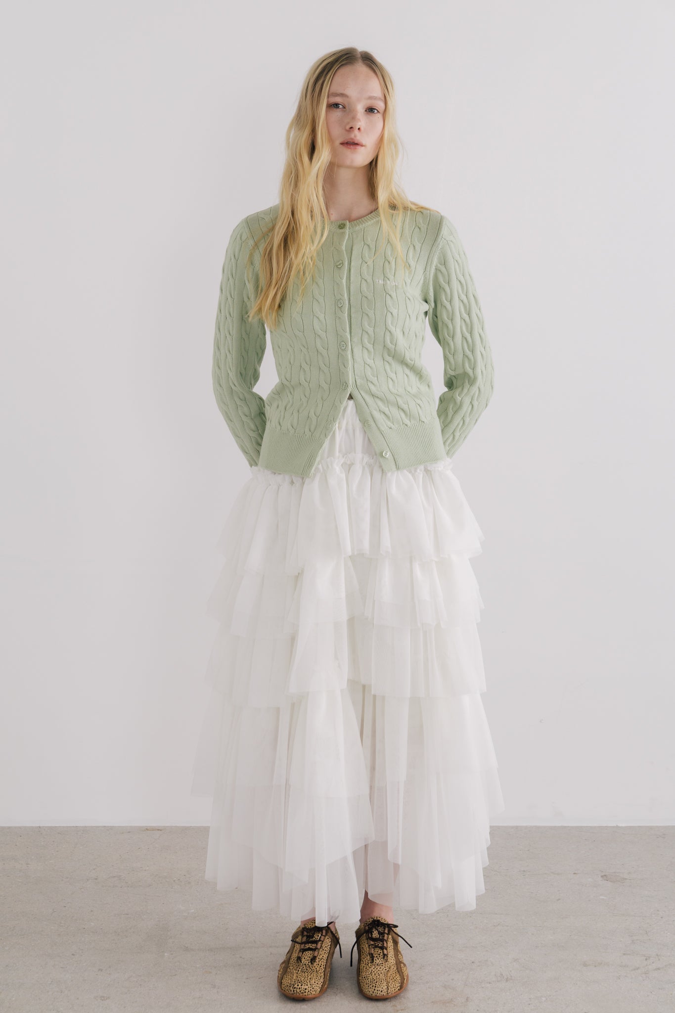 TOÉ Baker Cardigan