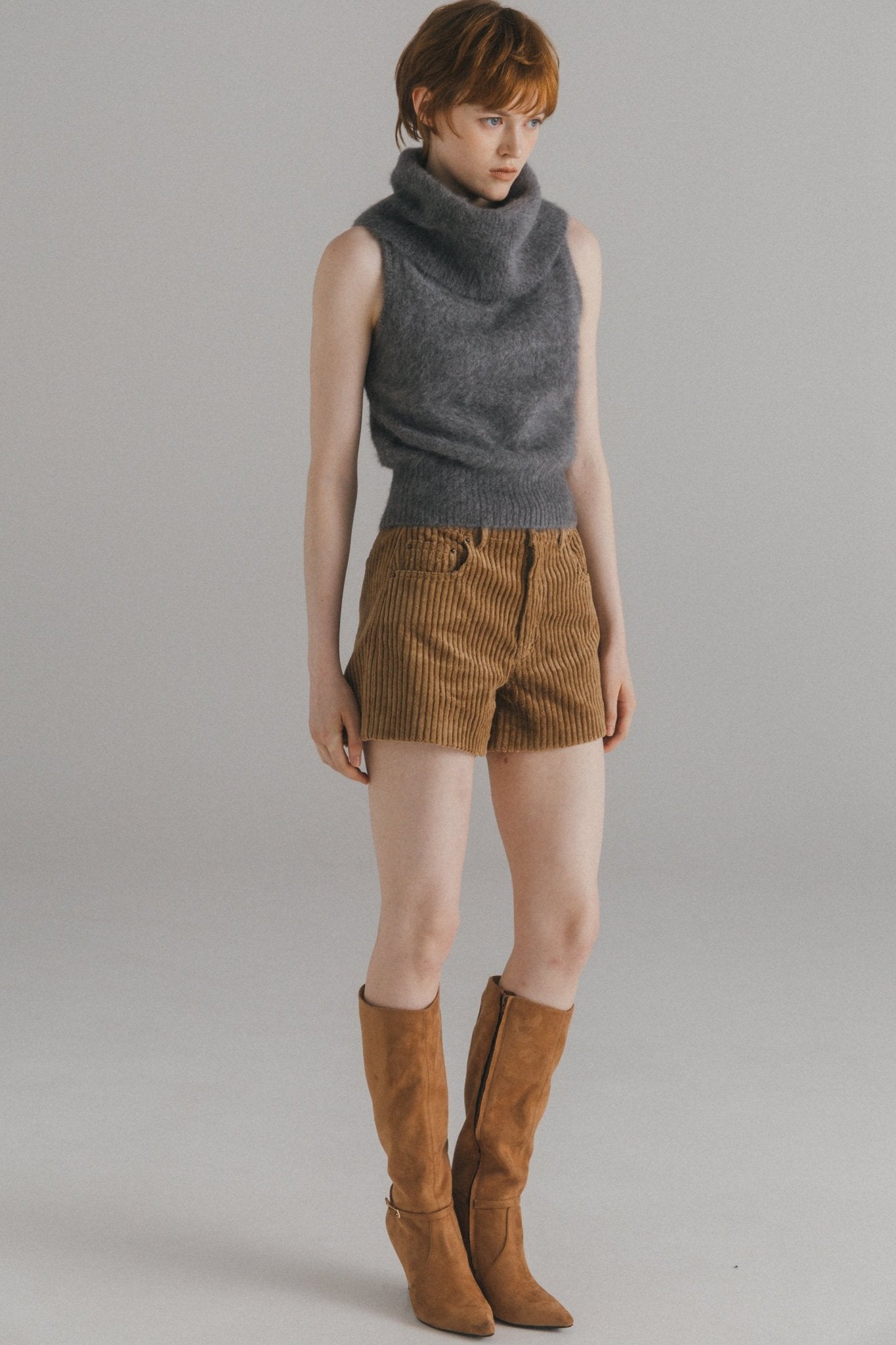Kerava Sleeveless Turtleneck Knit