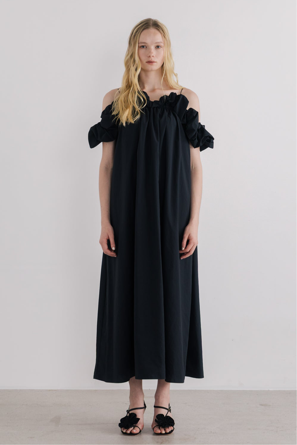 Erie Frills Onepiece – THE TOÉ Erie Frills Onepiece – THE TOÉ