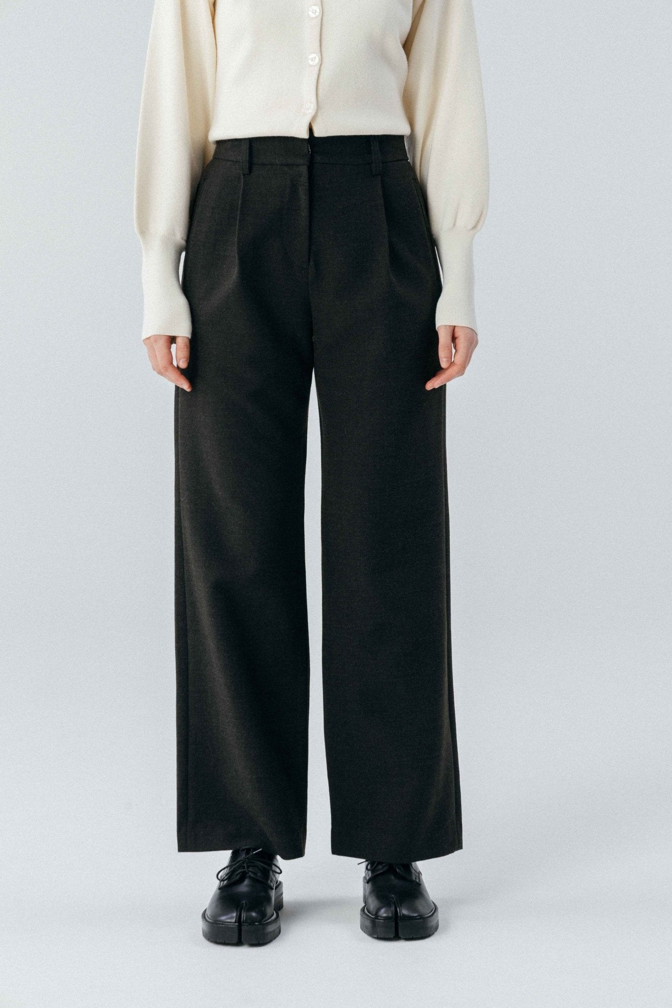 Delphi Slacks