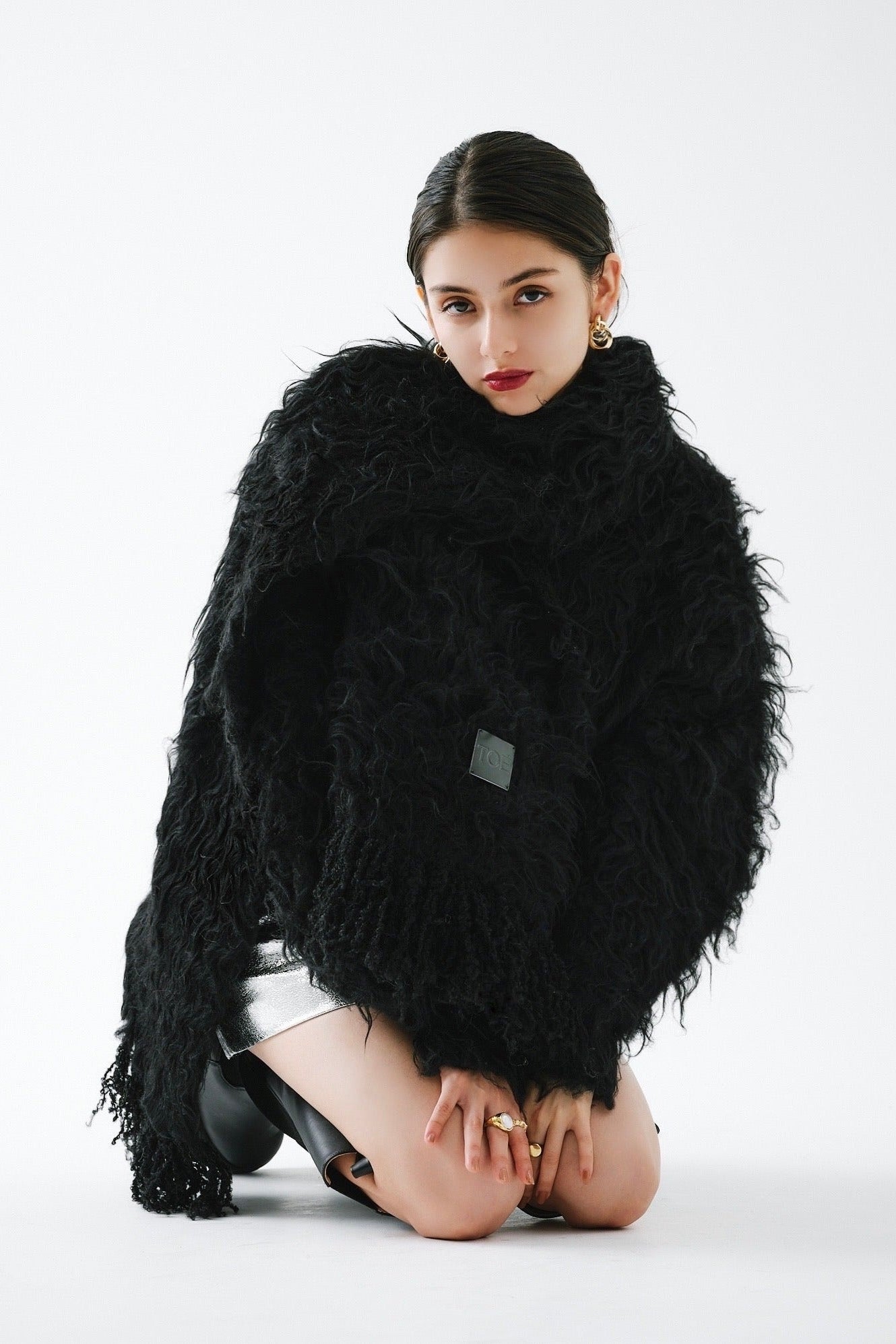 Pigalle shaggy muffler