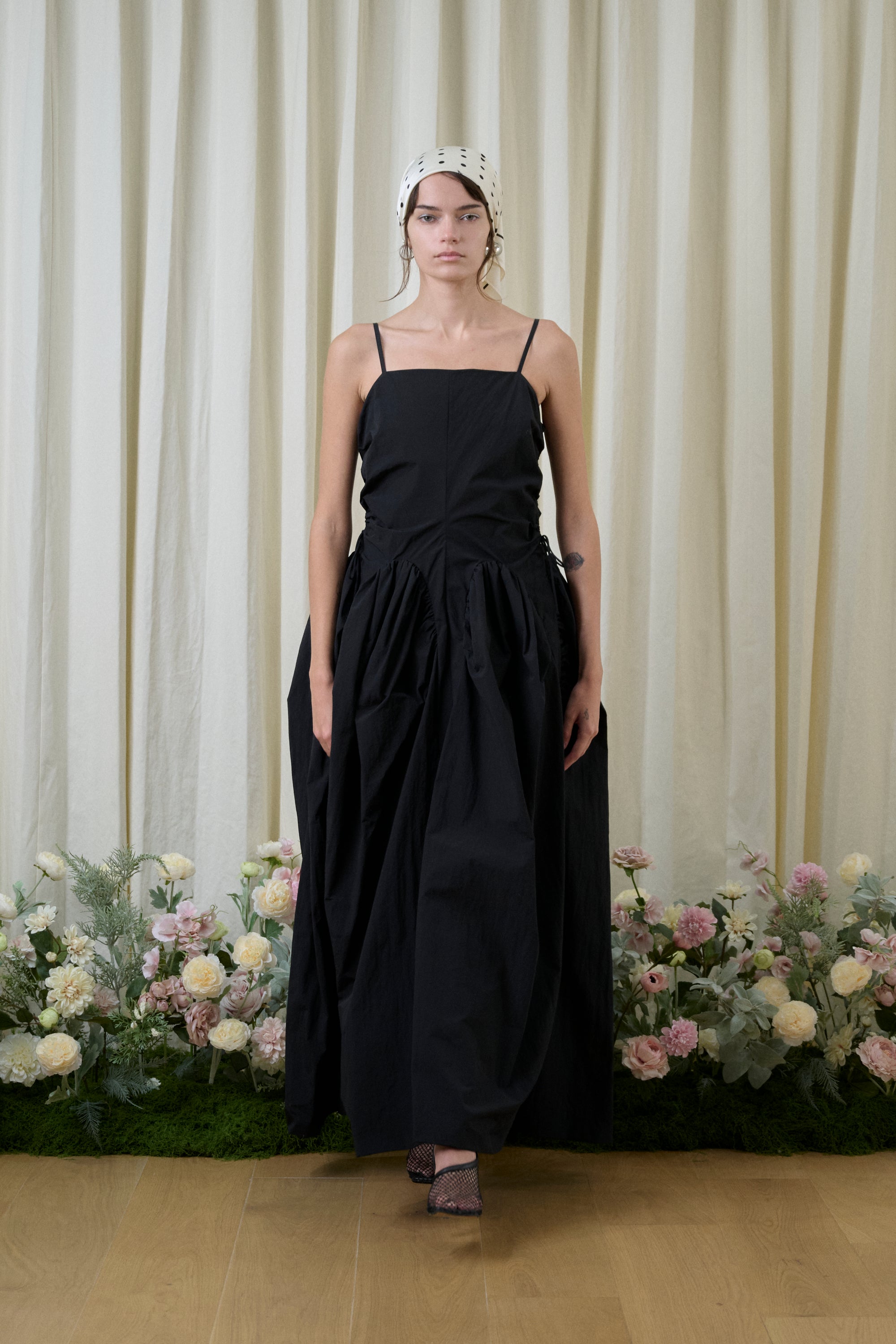 Montauk Waist Gather Dress – THE TOÉ